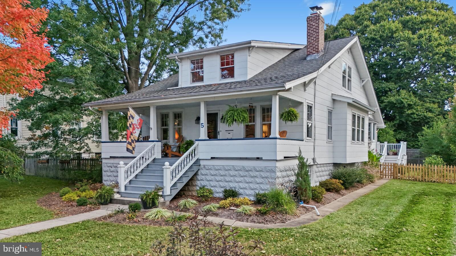 5 FOREST DRIVE