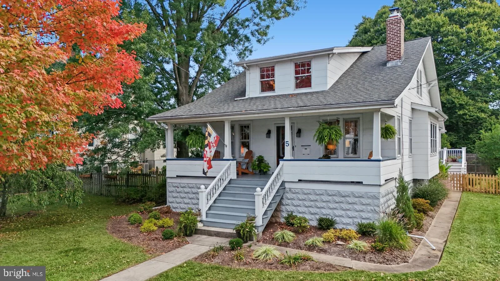 5 Forest Drive