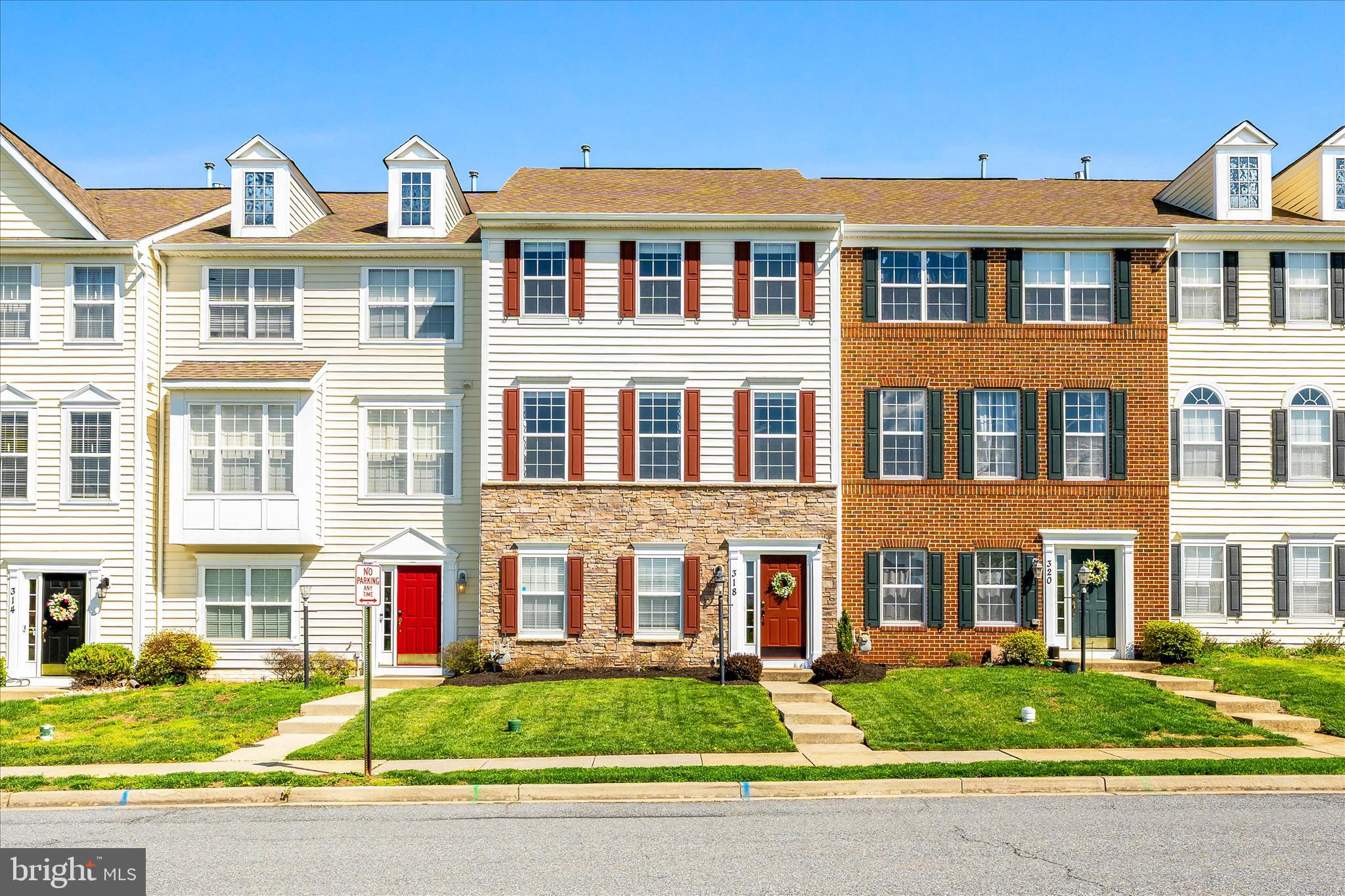 BRINKLEY MANOR - Residential