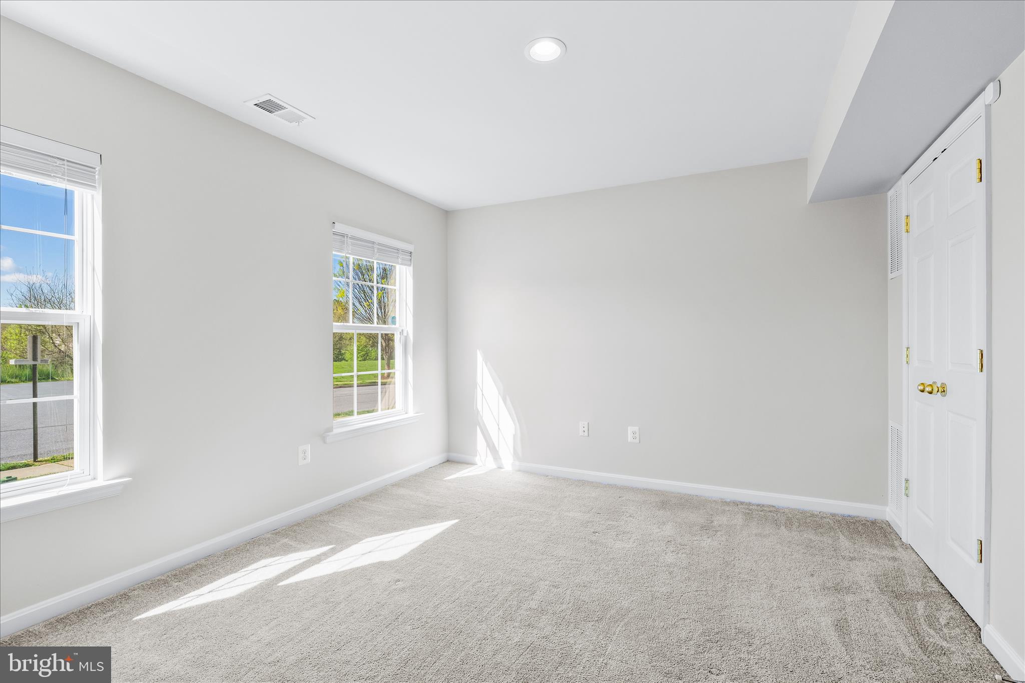 BRINKLEY MANOR - Residential