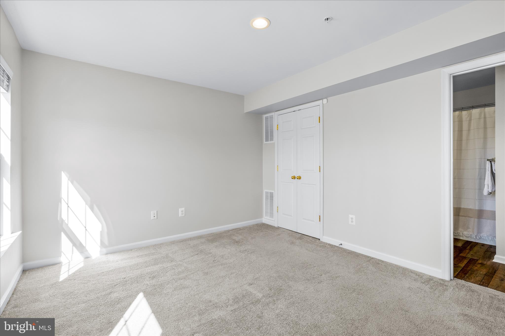 BRINKLEY MANOR - Residential