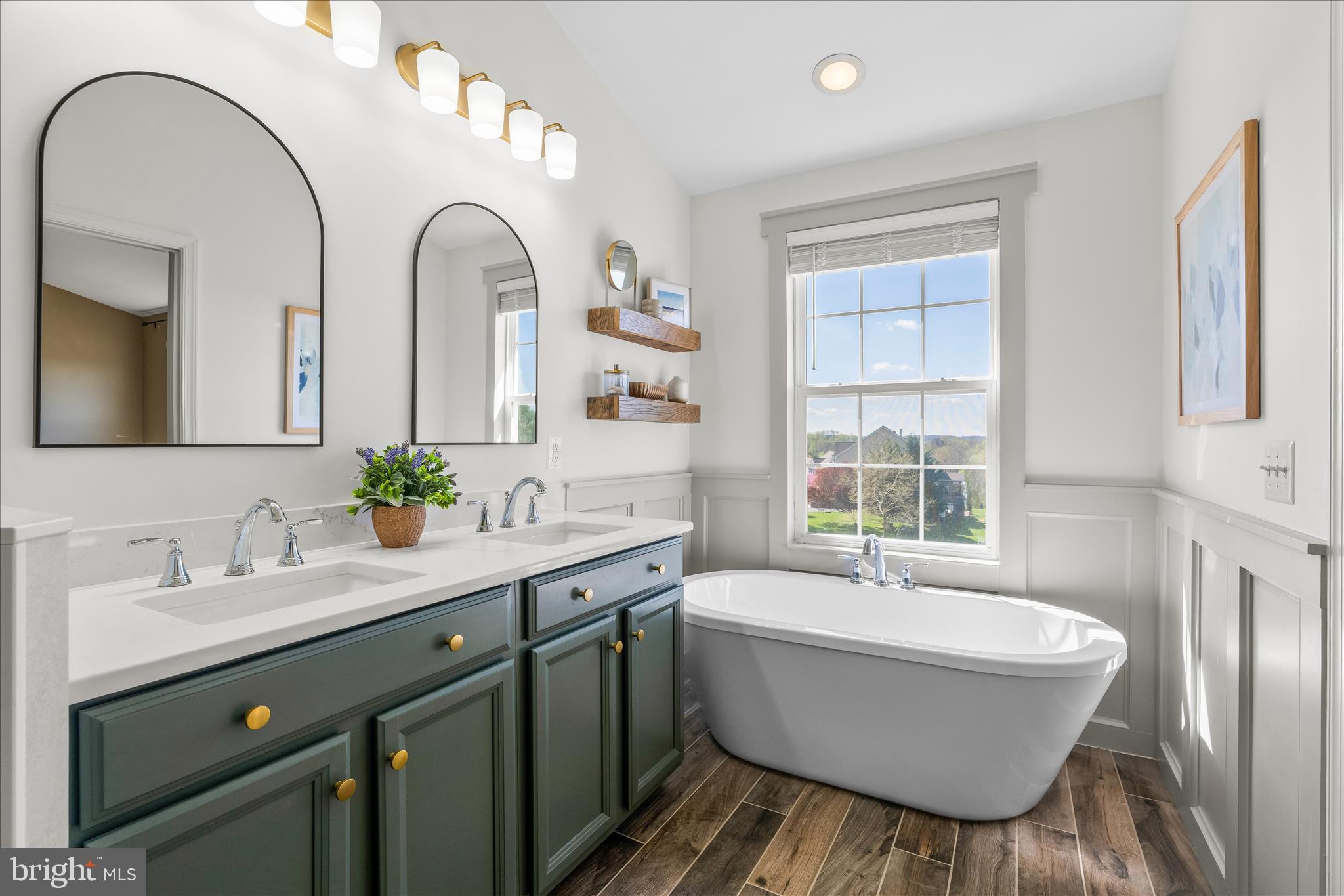 BRINKLEY MANOR - Residential