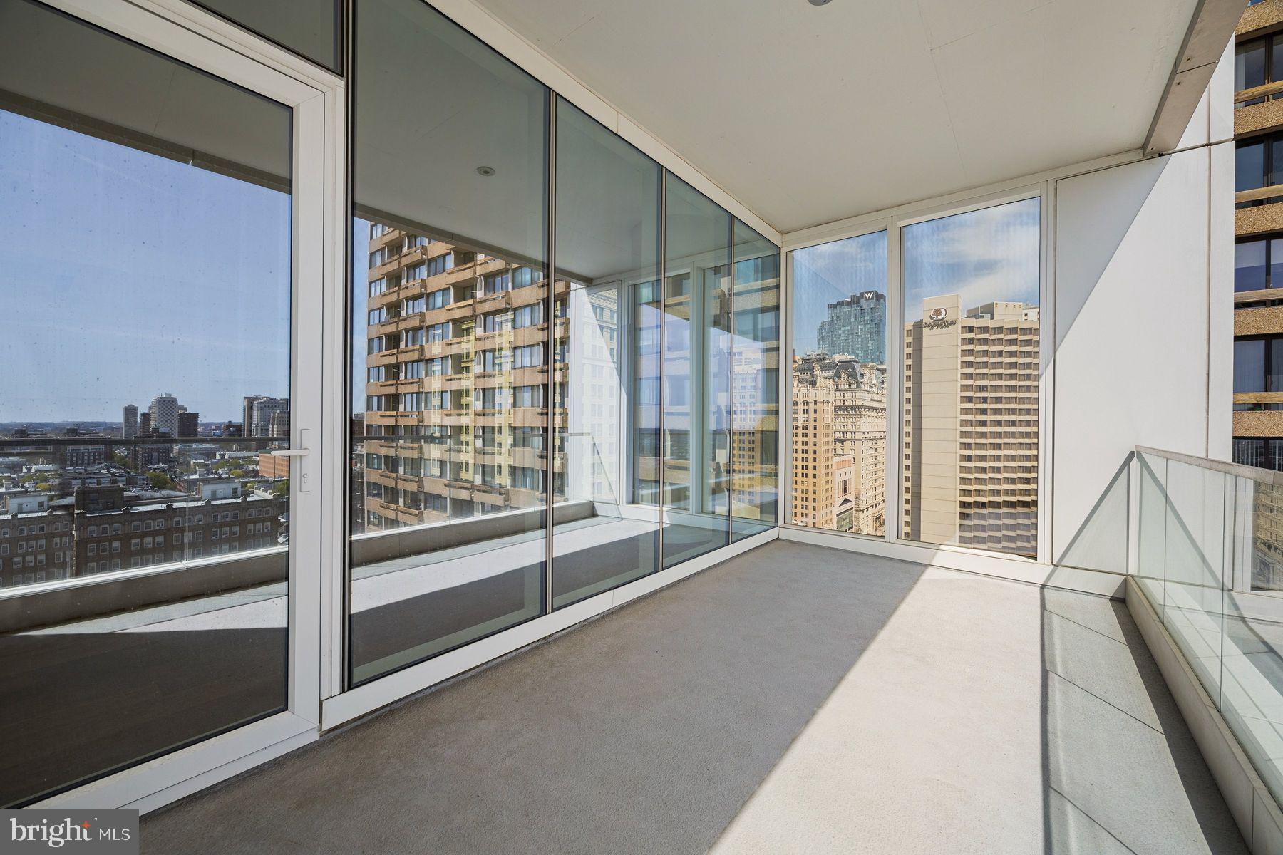 AVENUE OF THE ARTS - Residential