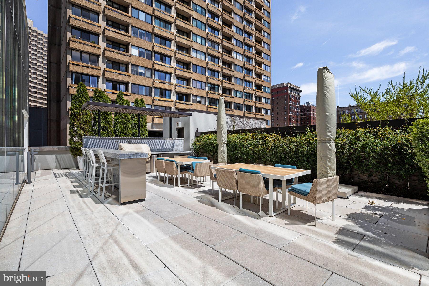 AVENUE OF THE ARTS - Residential