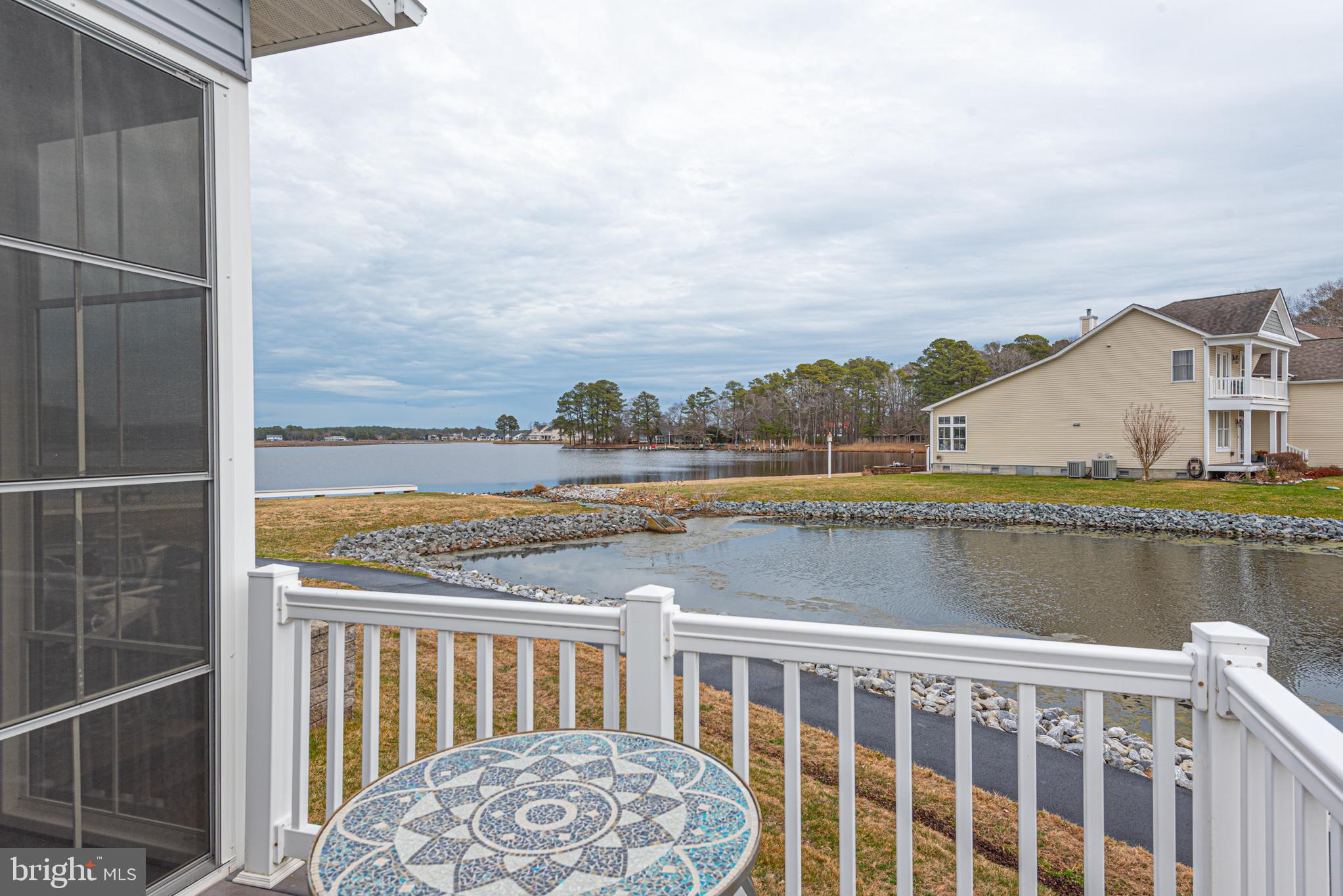 SWANN COVE - Residential