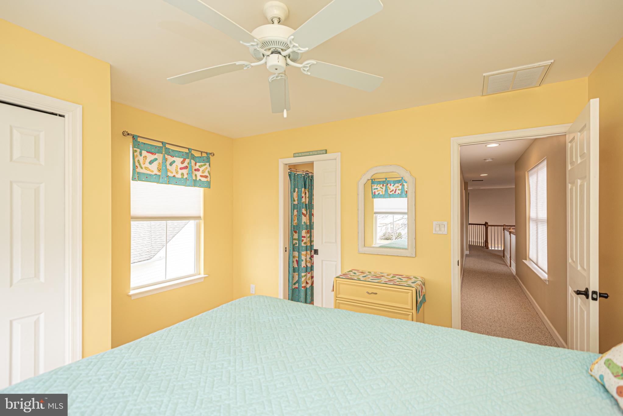 SWANN COVE - Residential