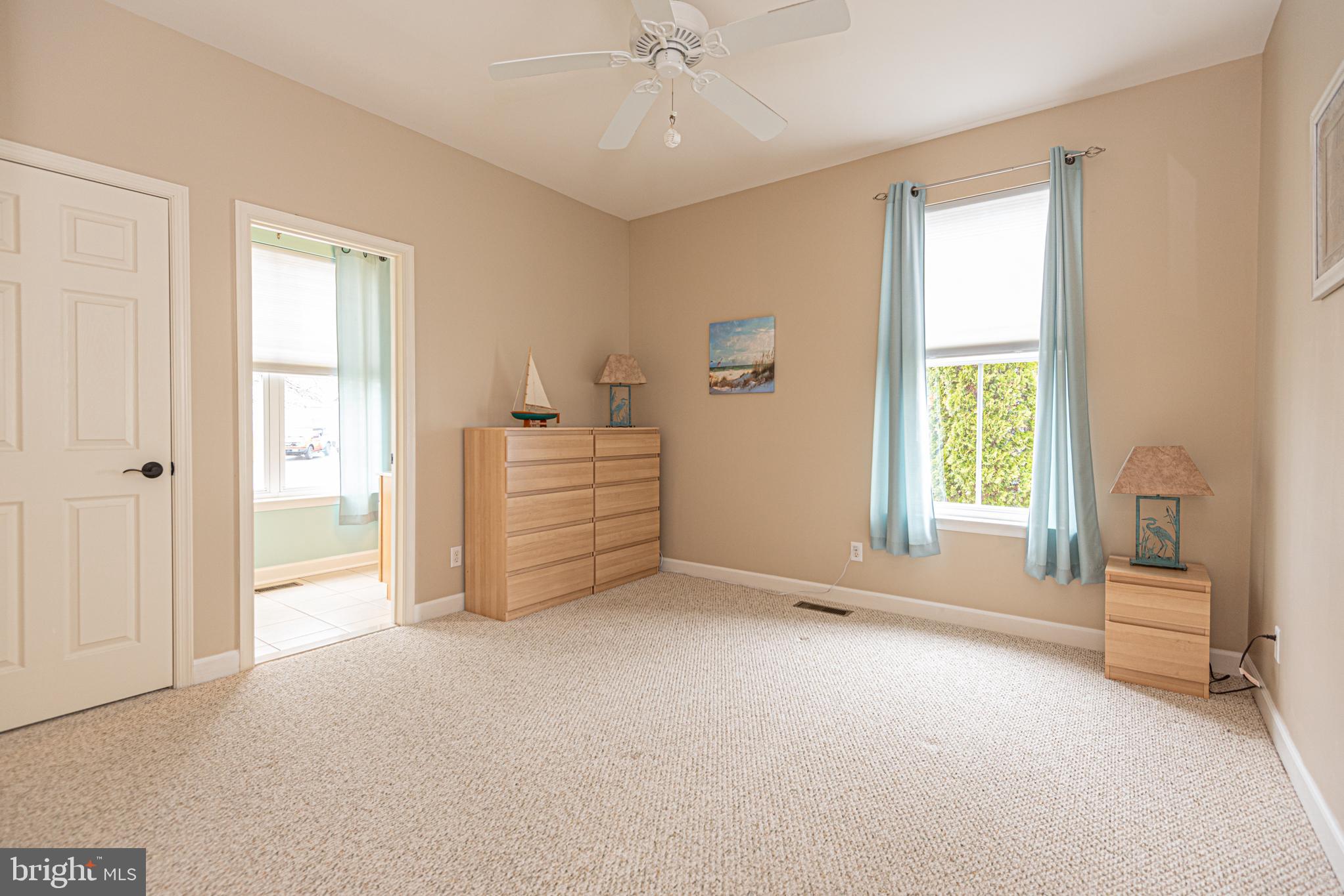 SWANN COVE - Residential