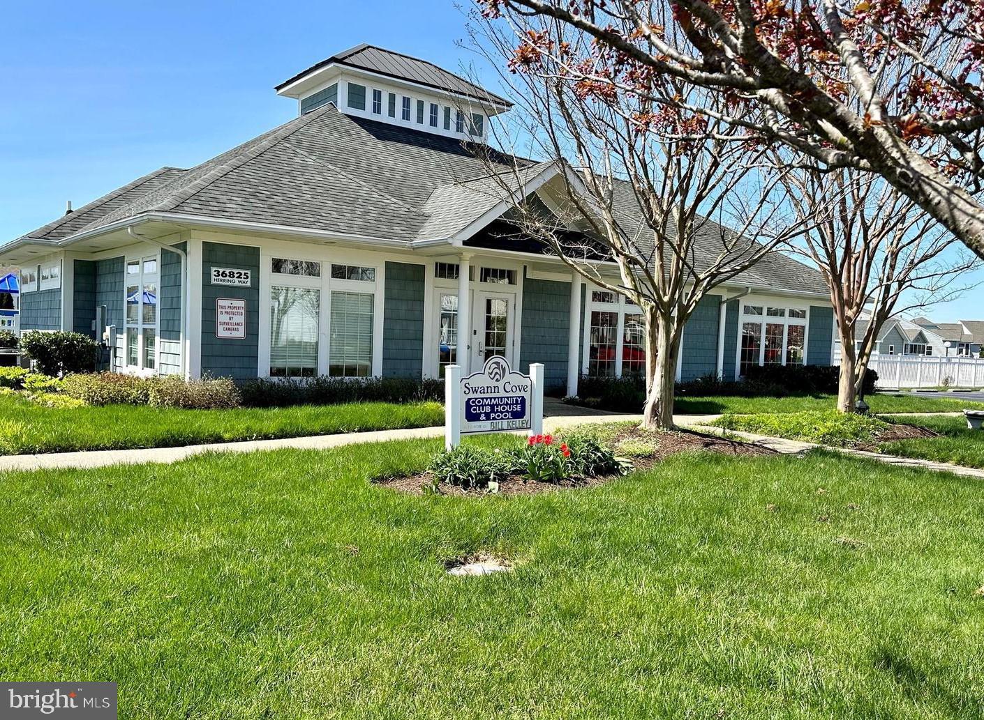 SWANN COVE - Residential