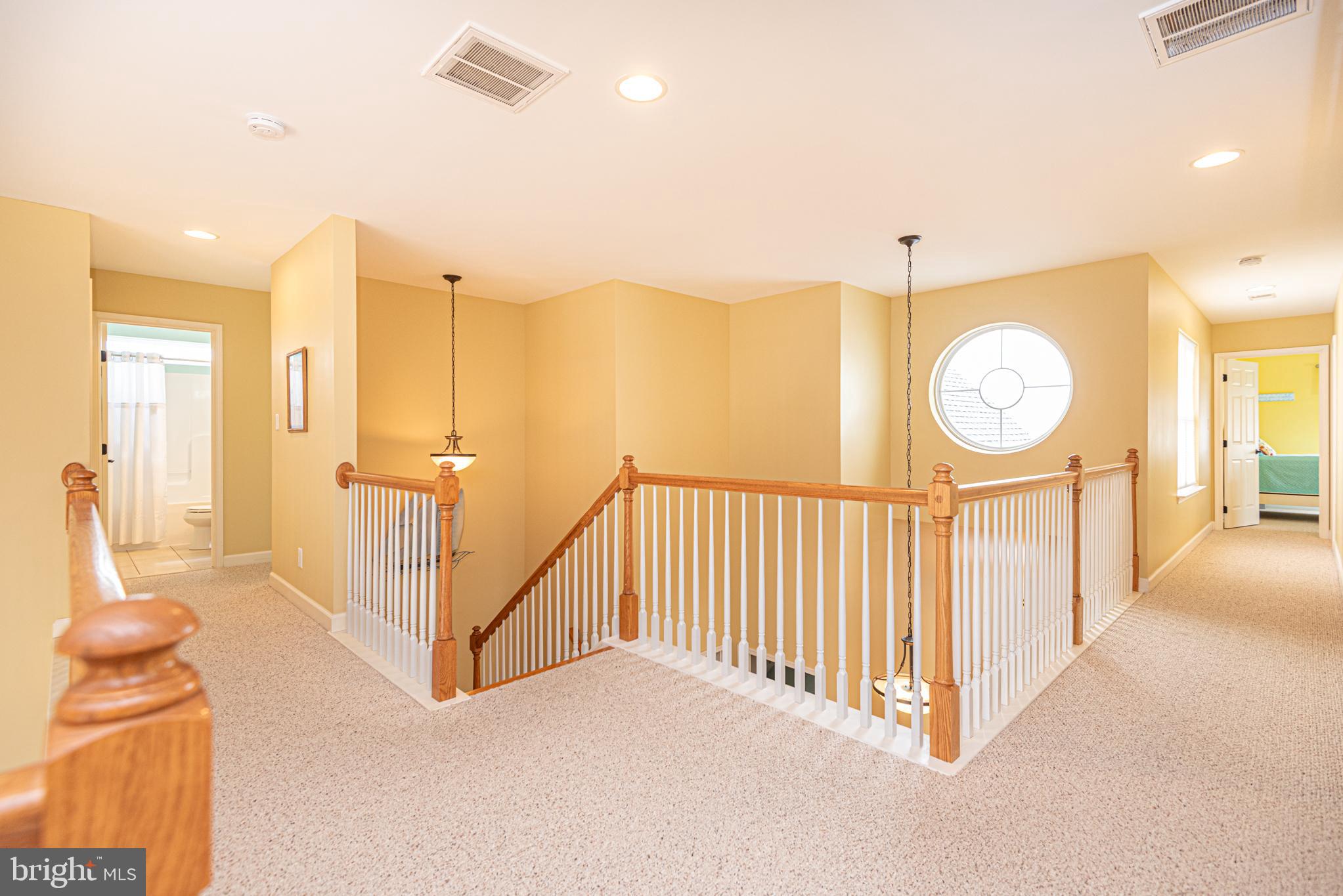 SWANN COVE - Residential