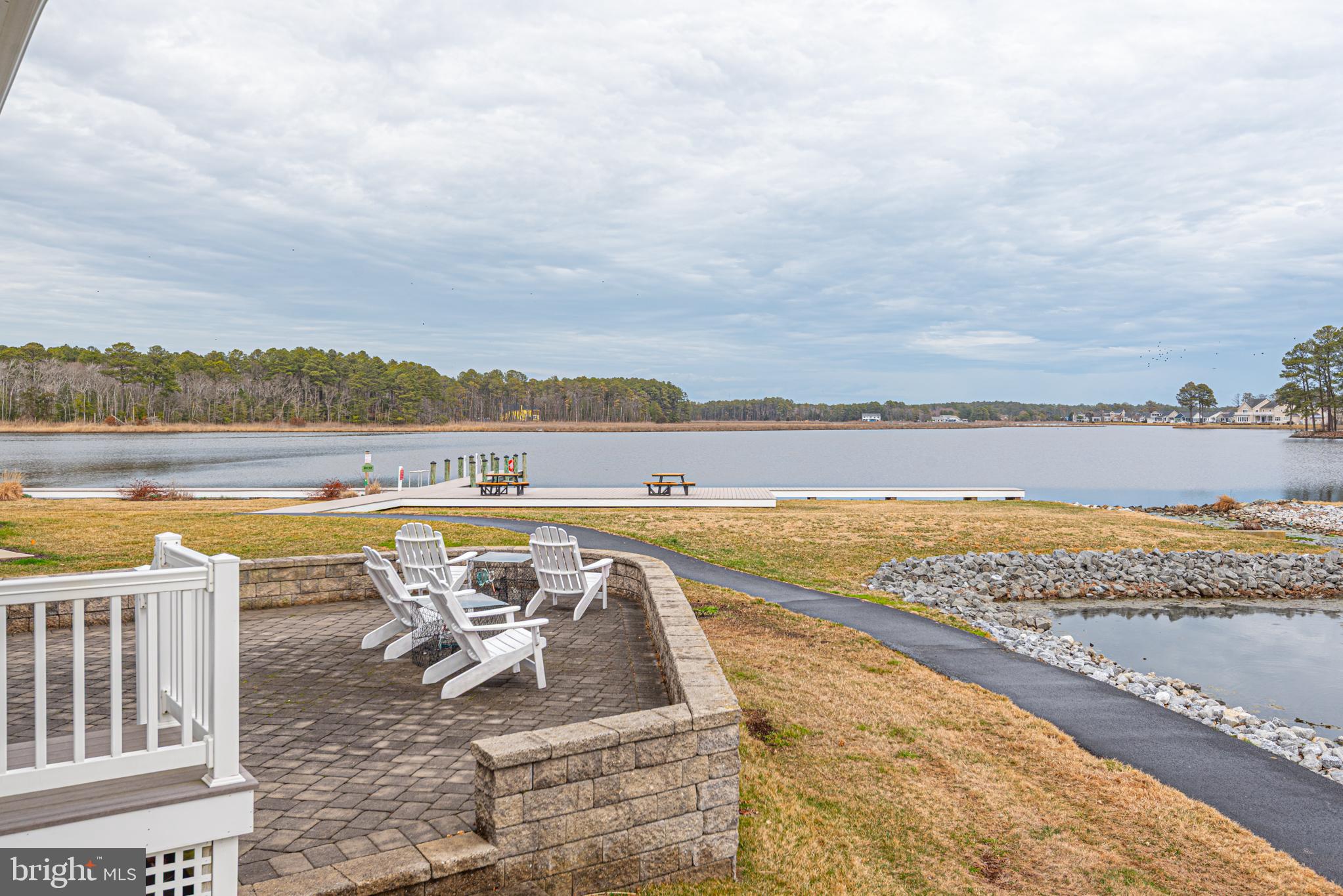 SWANN COVE - Residential