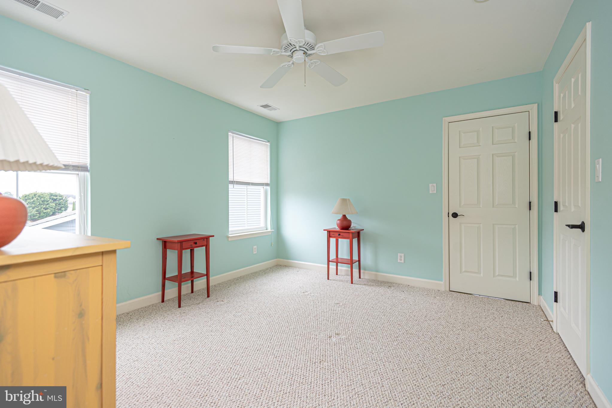 SWANN COVE - Residential