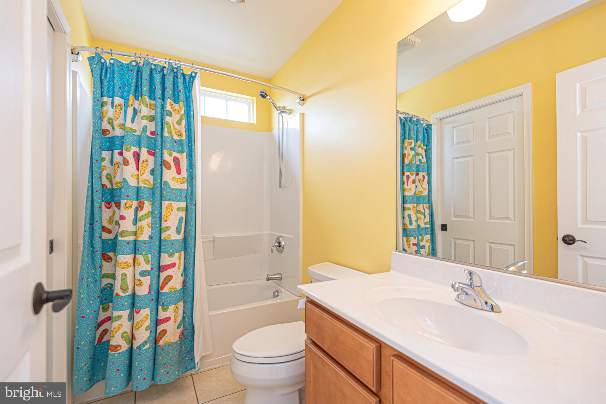 SWANN COVE - Residential