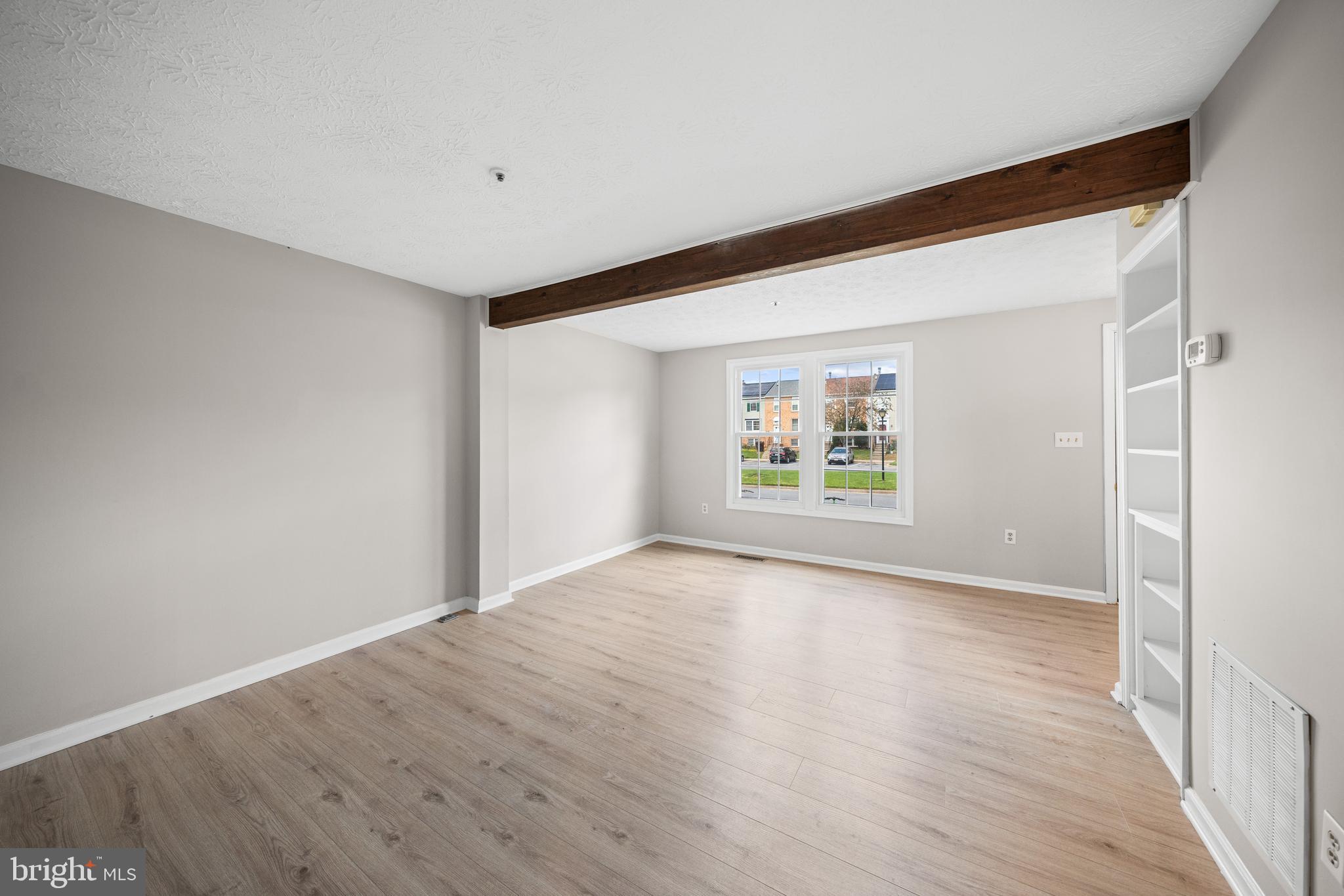 NORTH CREEK - Residential