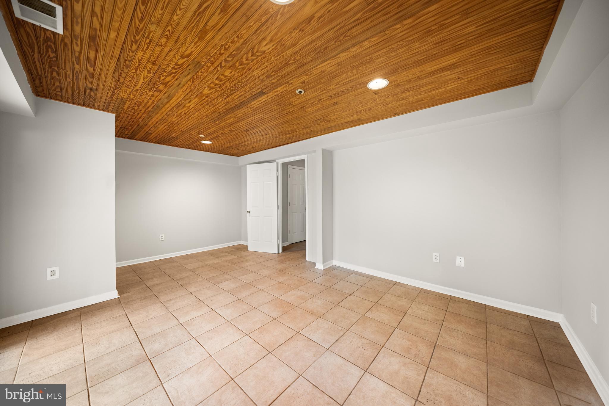 NORTH CREEK - Residential