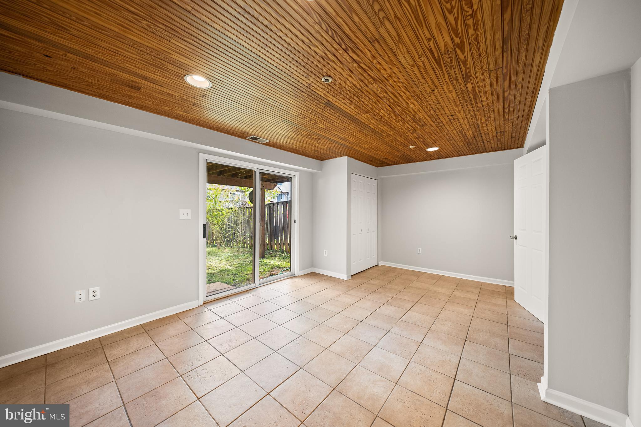 NORTH CREEK - Residential