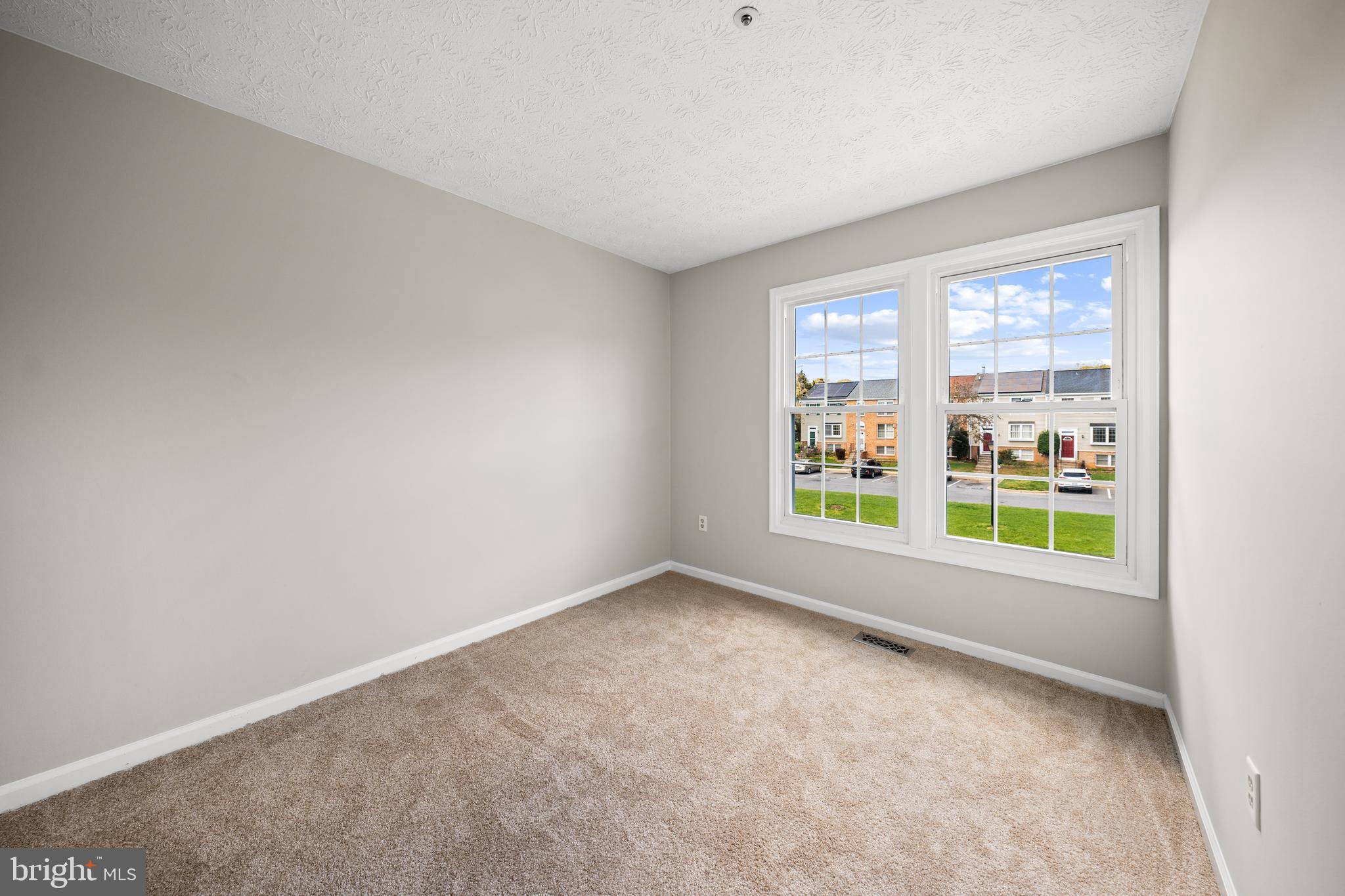 NORTH CREEK - Residential