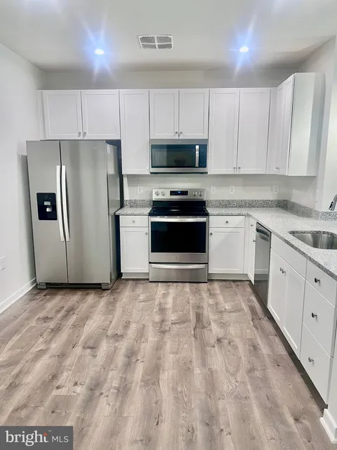 750 Mount Airy Terrace NE Unit 106, Leesburg, VA MLS: VALO2096202