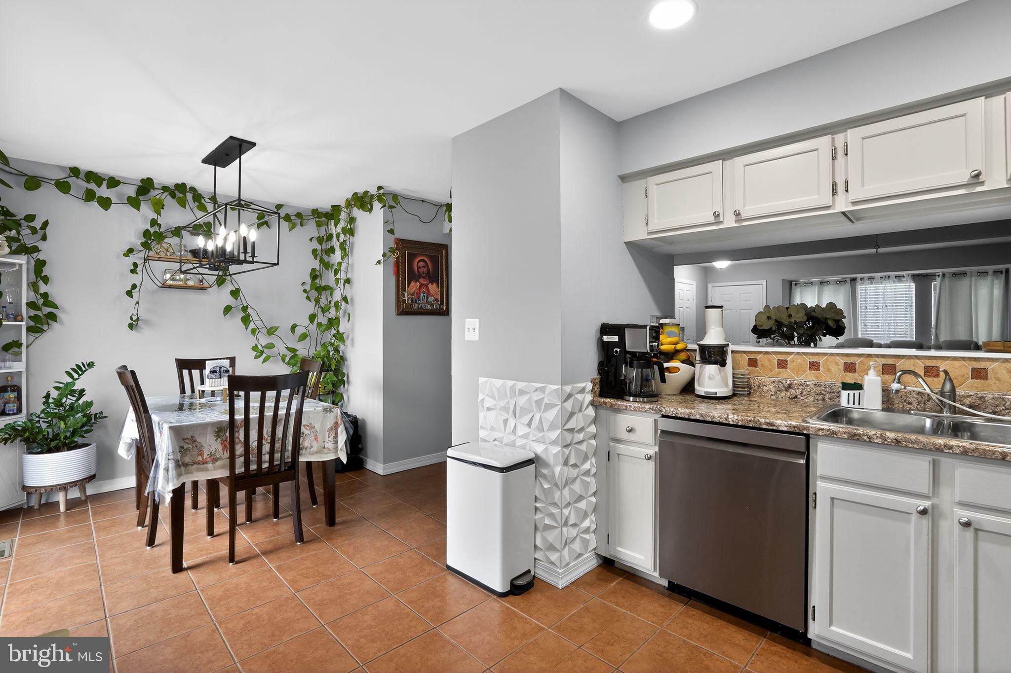BELMONT STATION - Residential