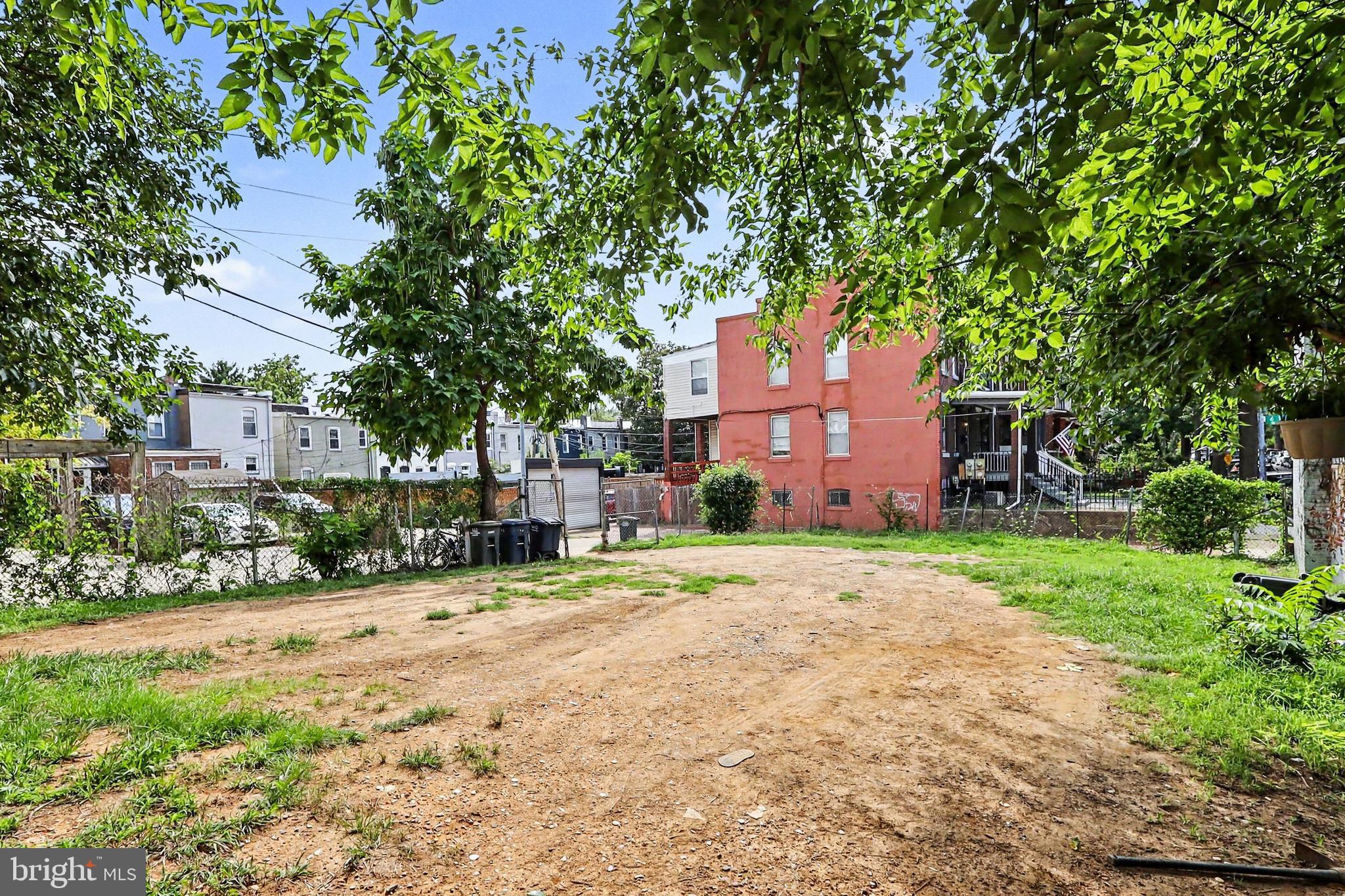 3207 6TH STREET NW