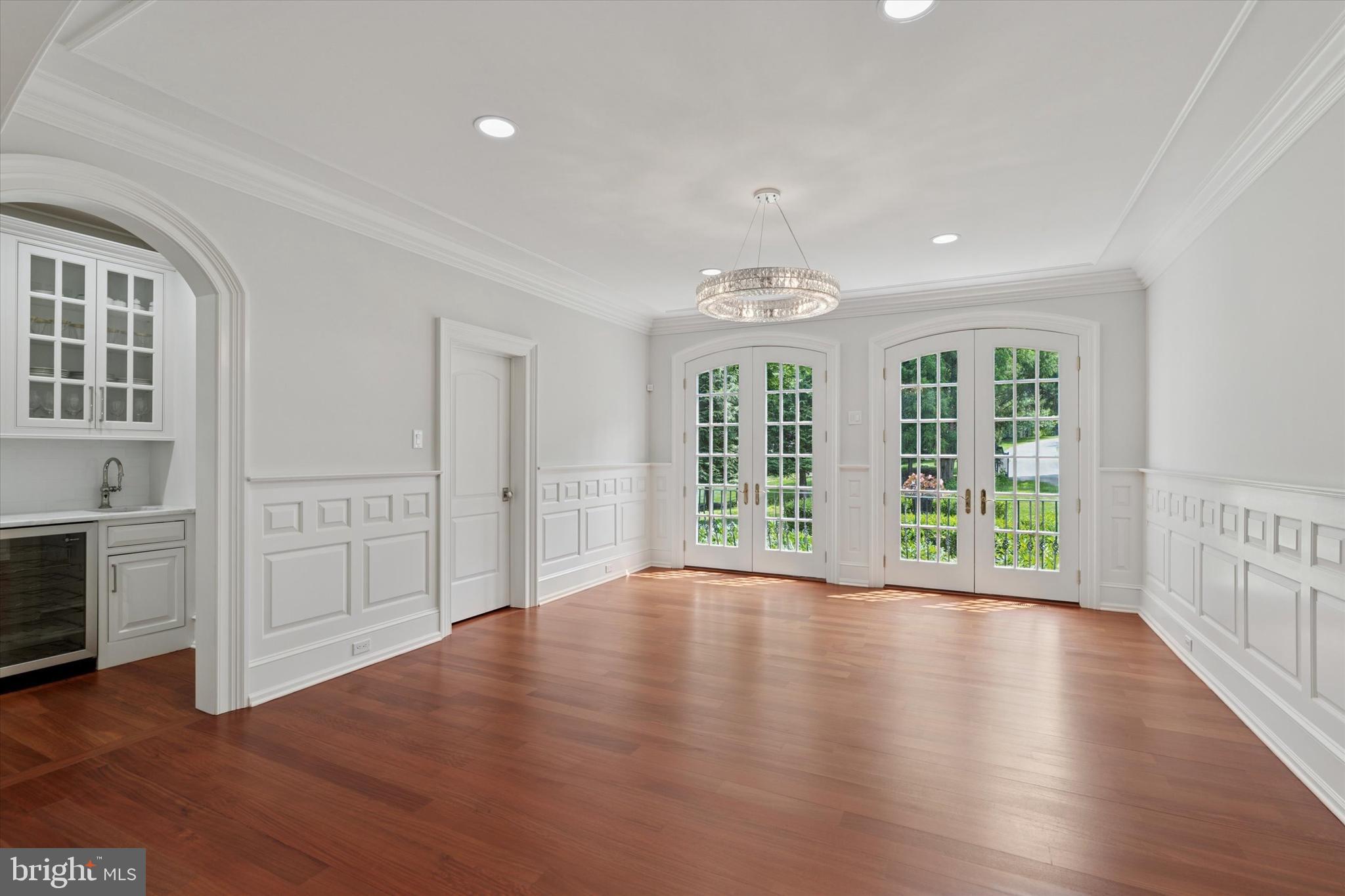 RADLEY RUN - Residential