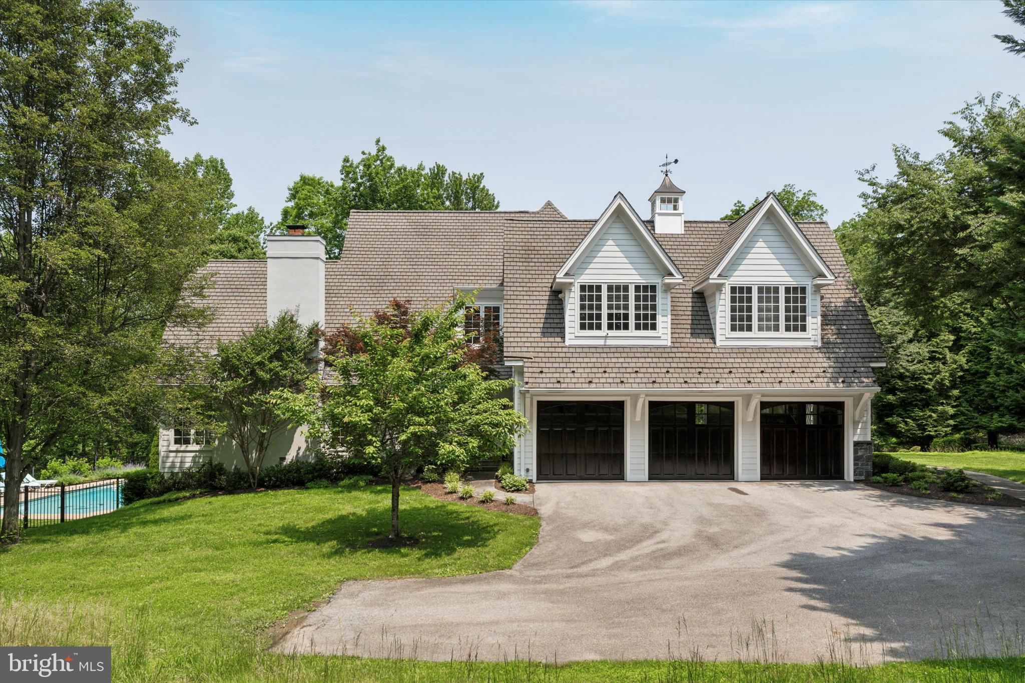 1202 TURKS HEAD LANE