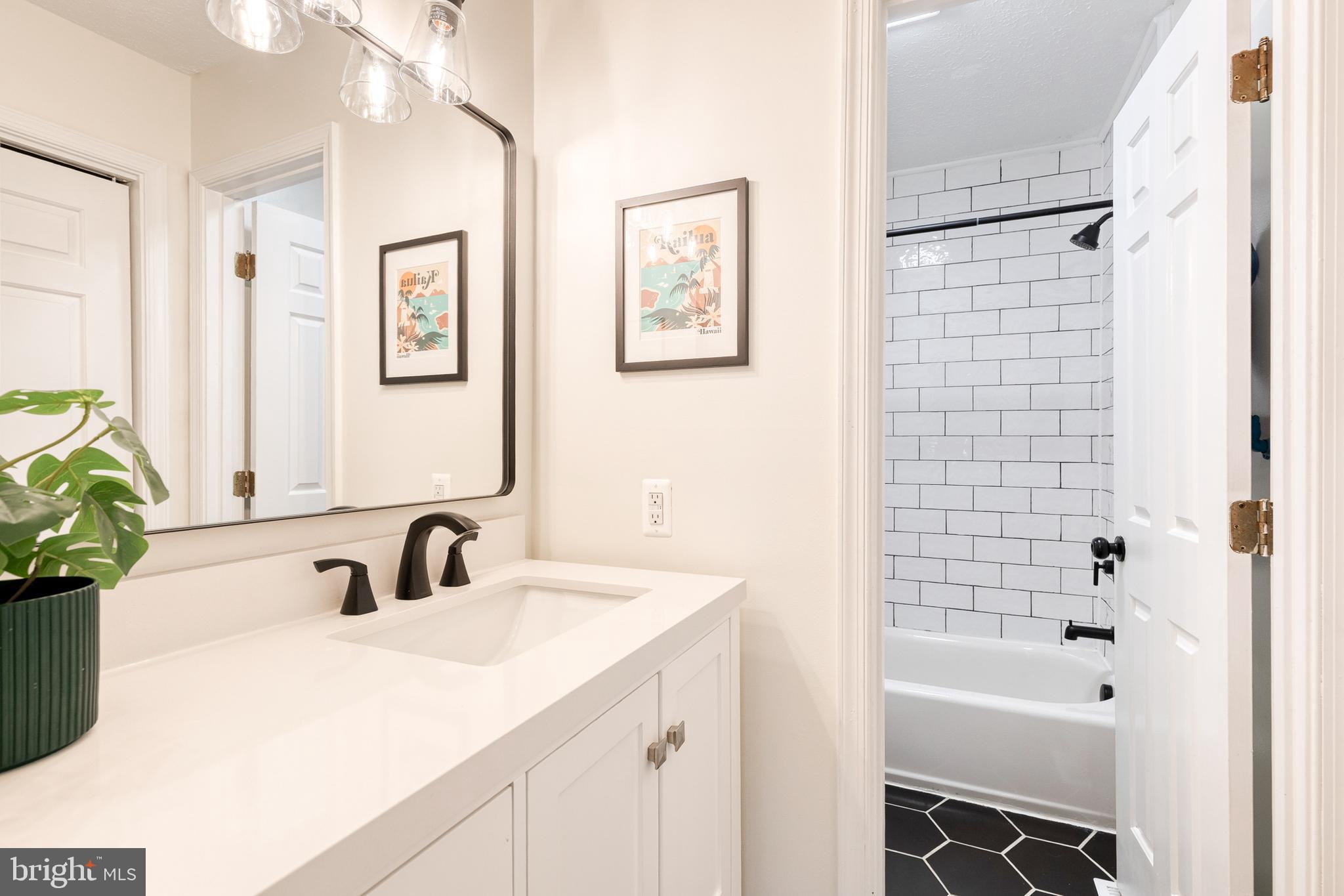 WEST RIDING - Residential