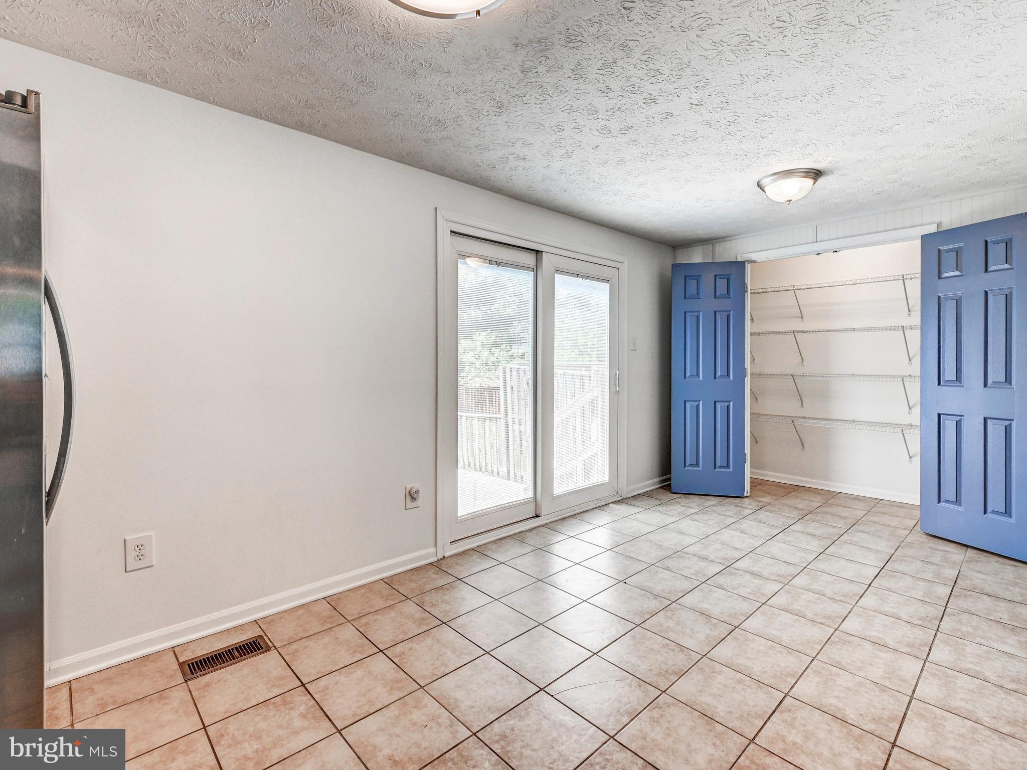 WHITE MARSH - Residential