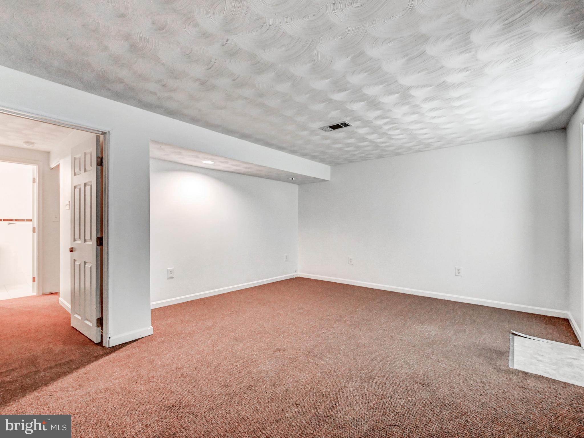 WHITE MARSH - Residential