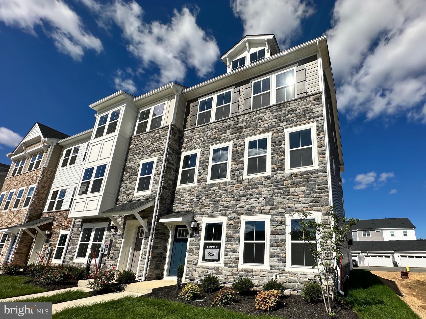 ST CHARLES - Residential