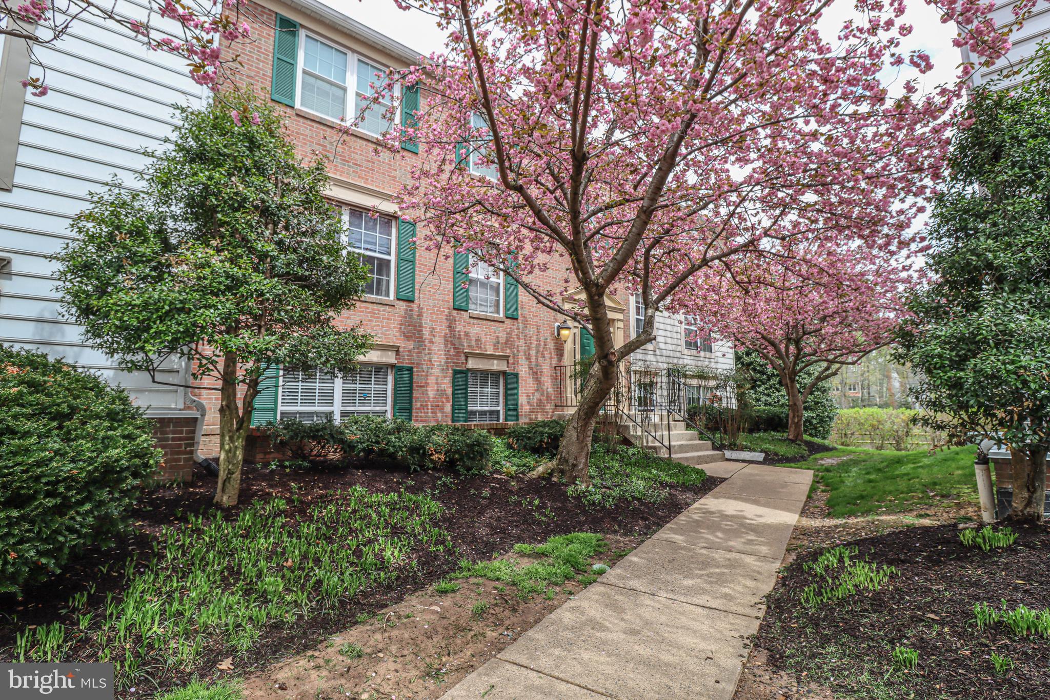 HEIGHTS AT PENDERBROOK - Residential