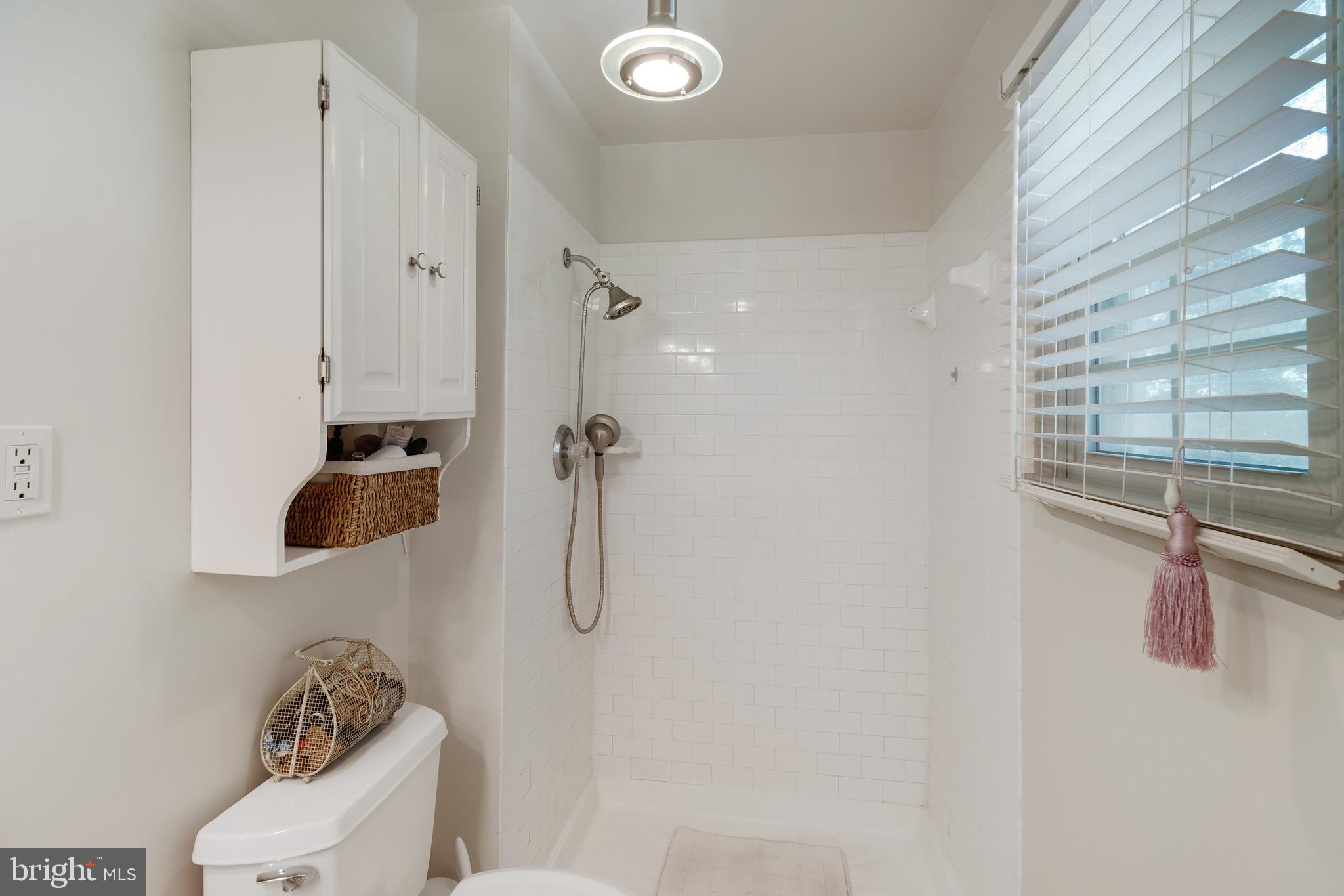 CANDLEWOOD - Residential