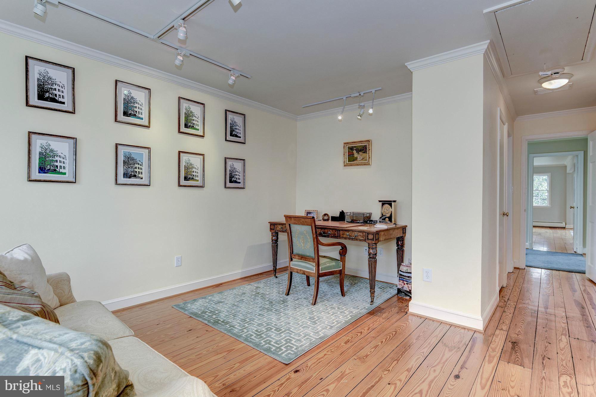 GEORGETOWN - Residential