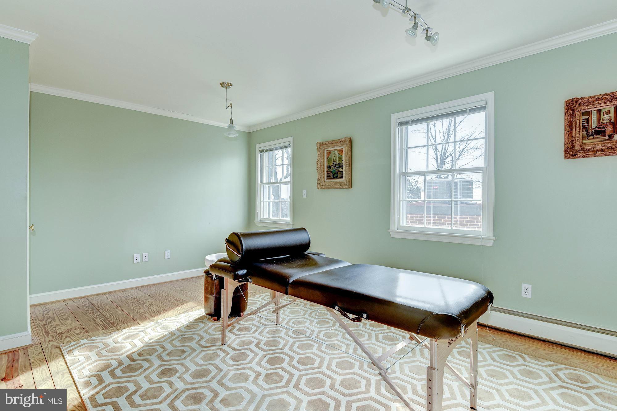 GEORGETOWN - Residential