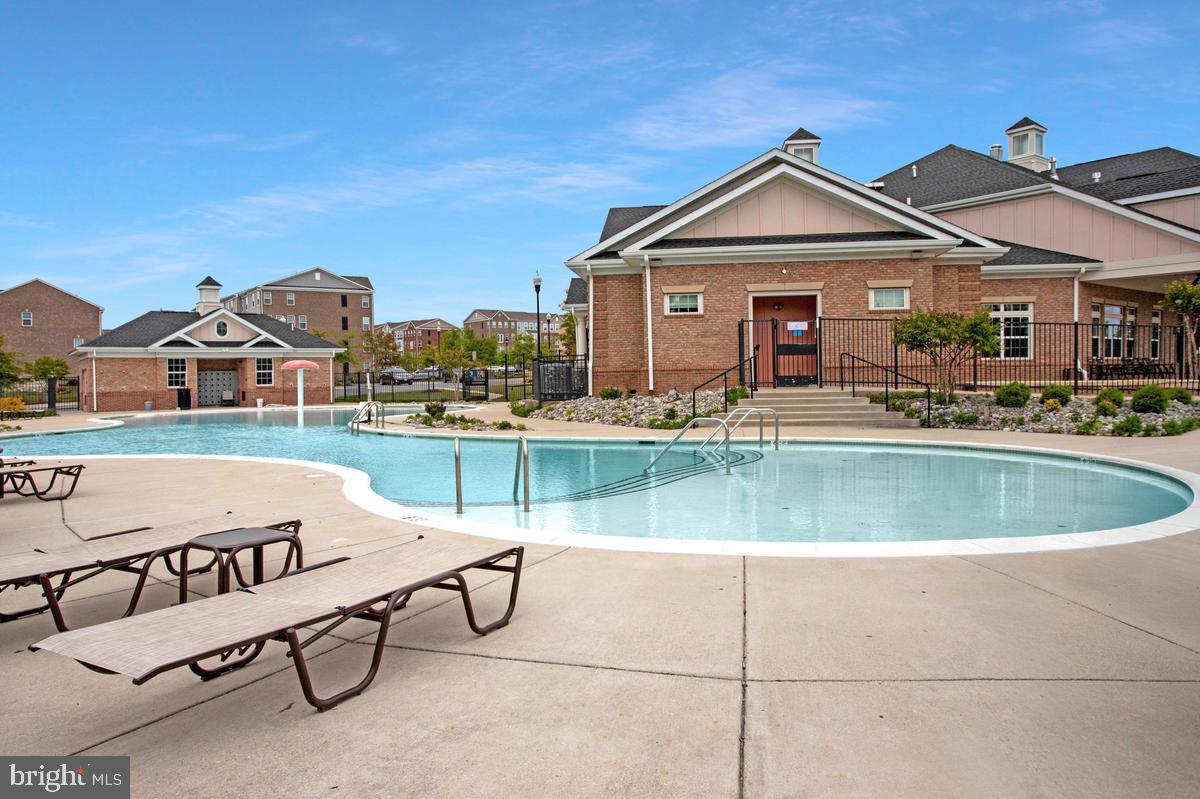 SMITH HOME FARM - Residential