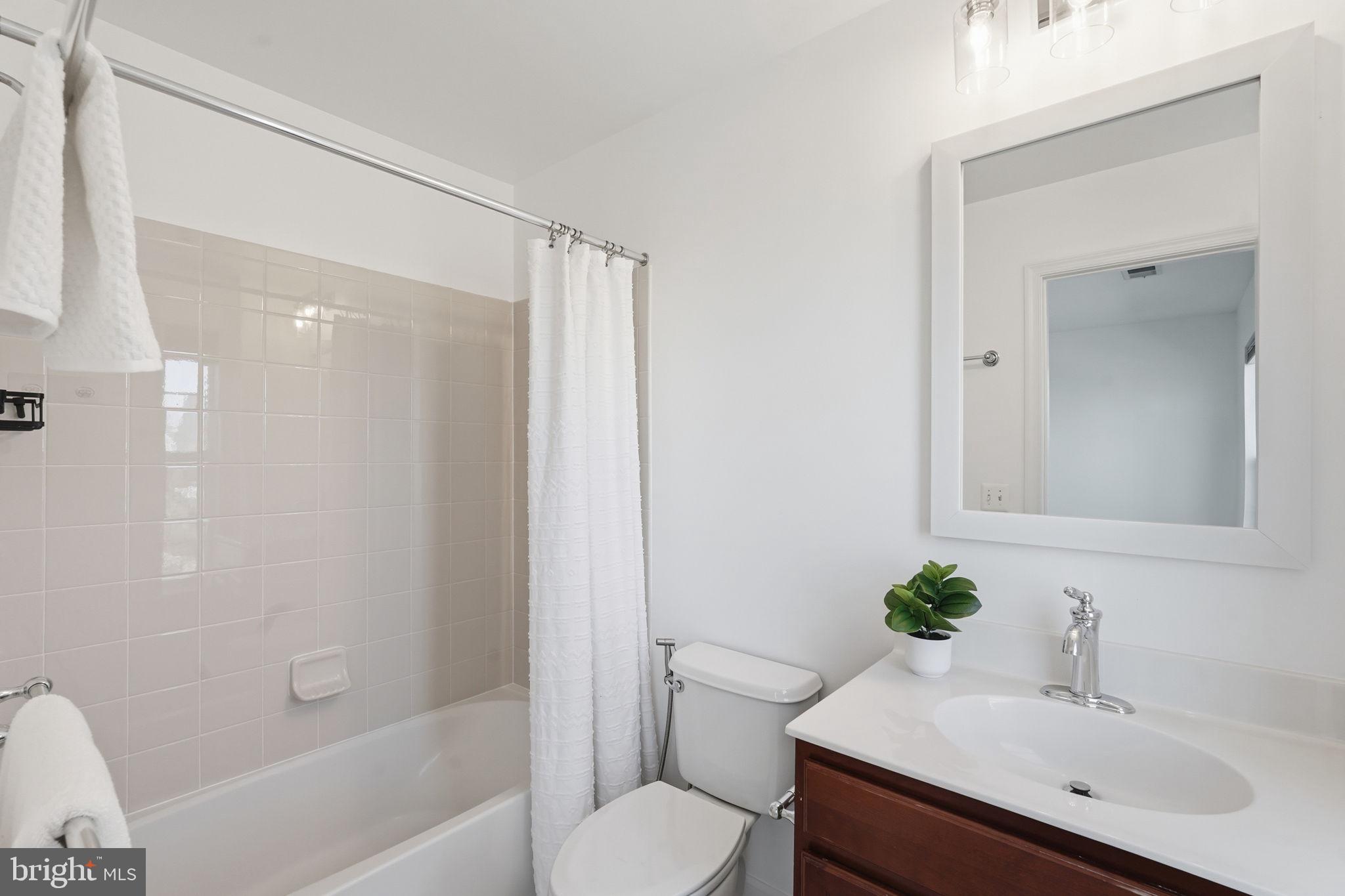 BRAMBLETON - Residential