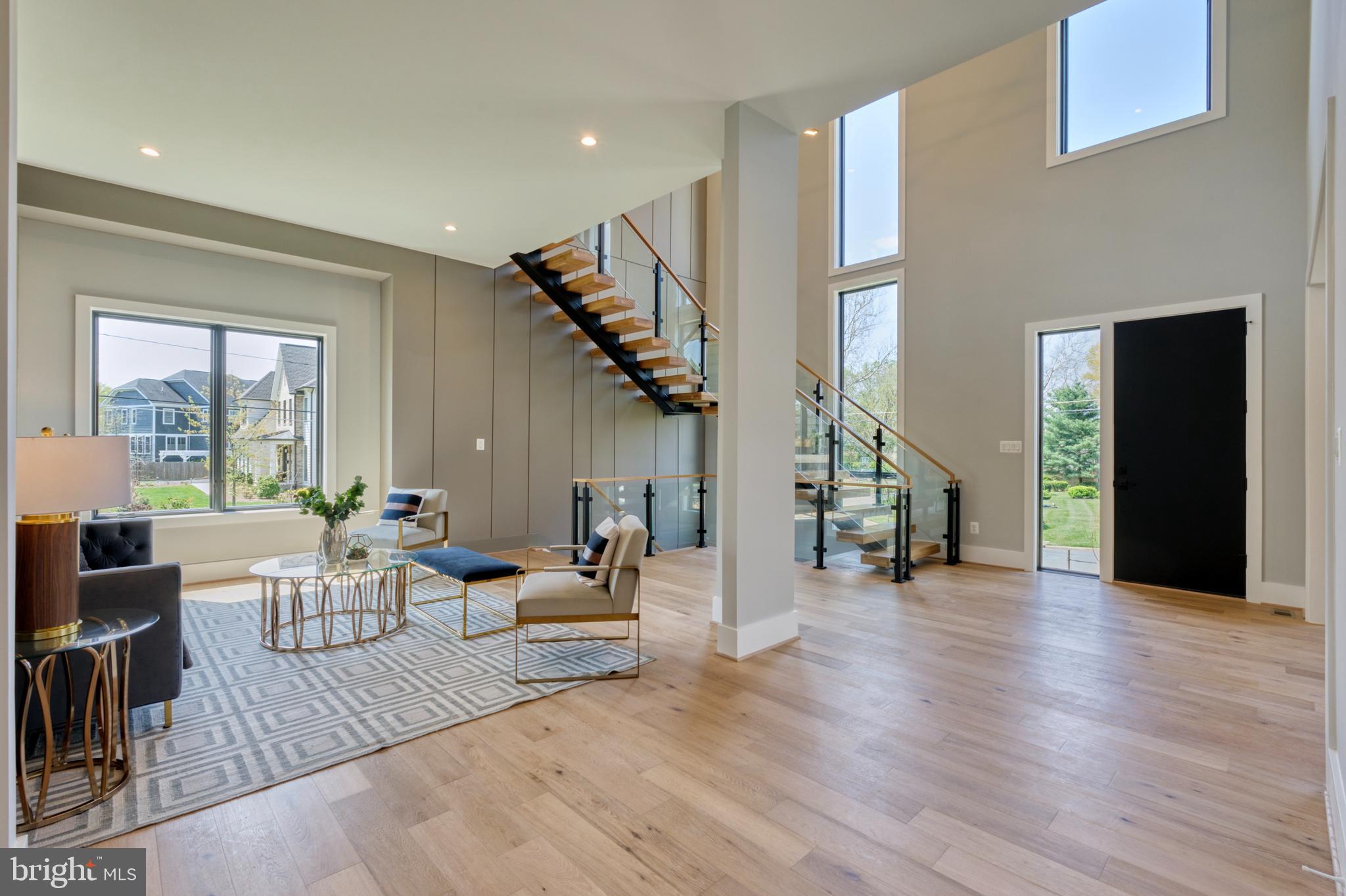 1127 GUILFORD COURT
