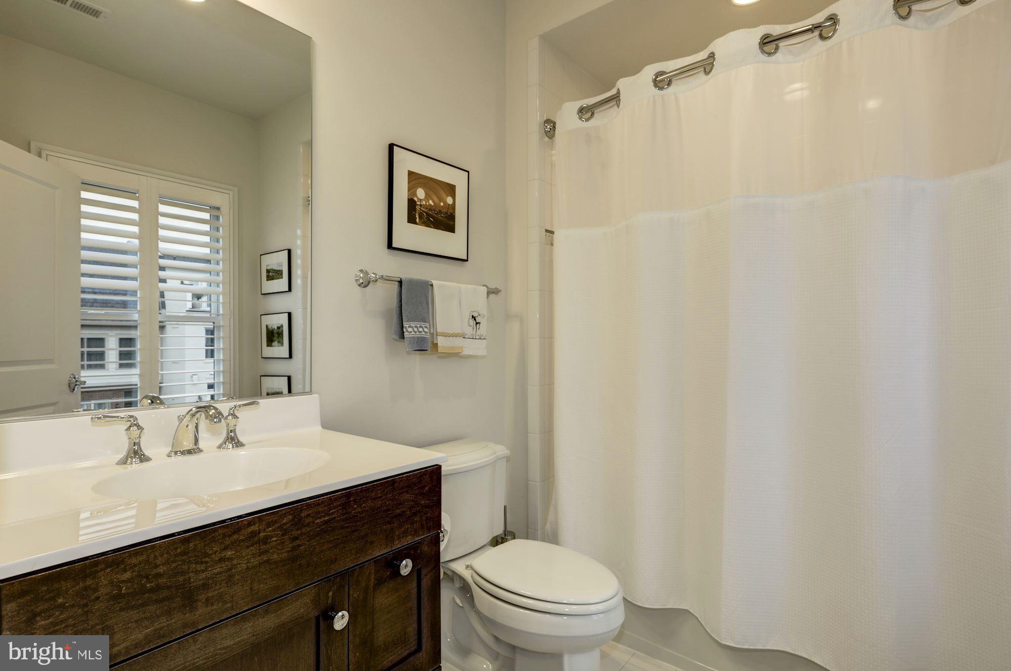 SYMPHONY PARK - Residential