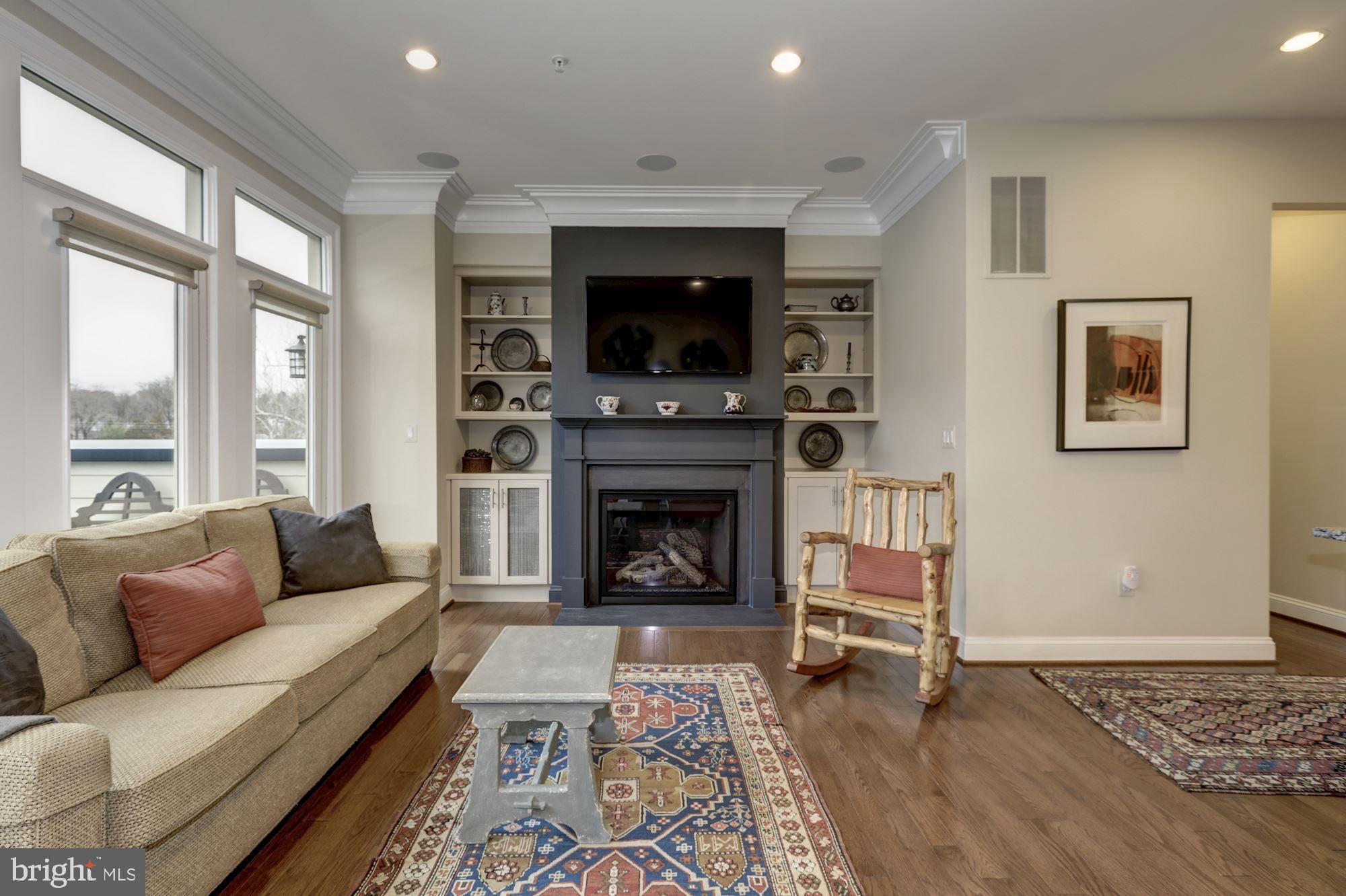 SYMPHONY PARK - Residential