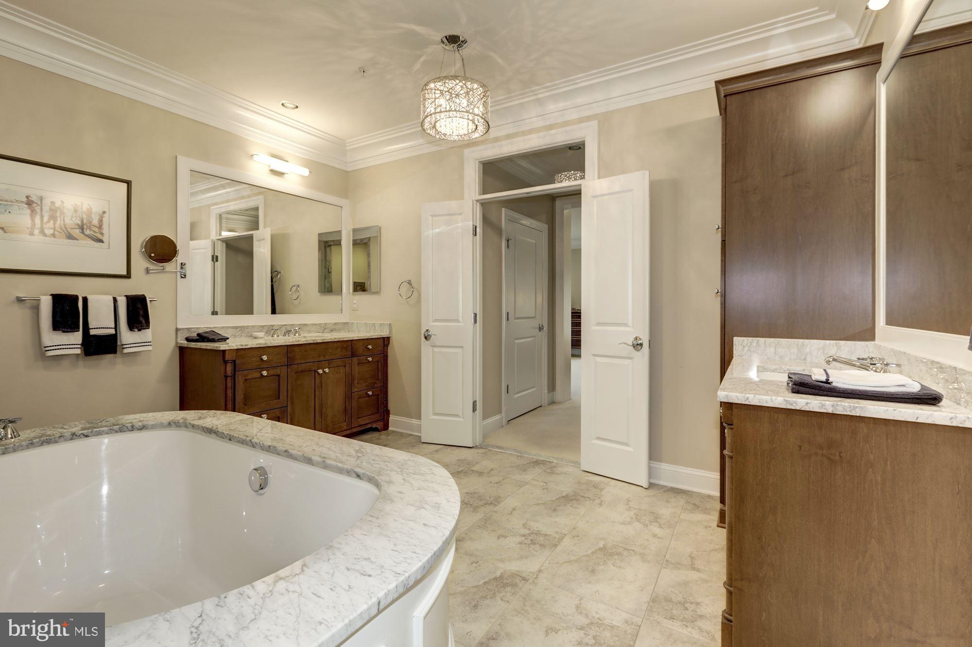 SYMPHONY PARK - Residential