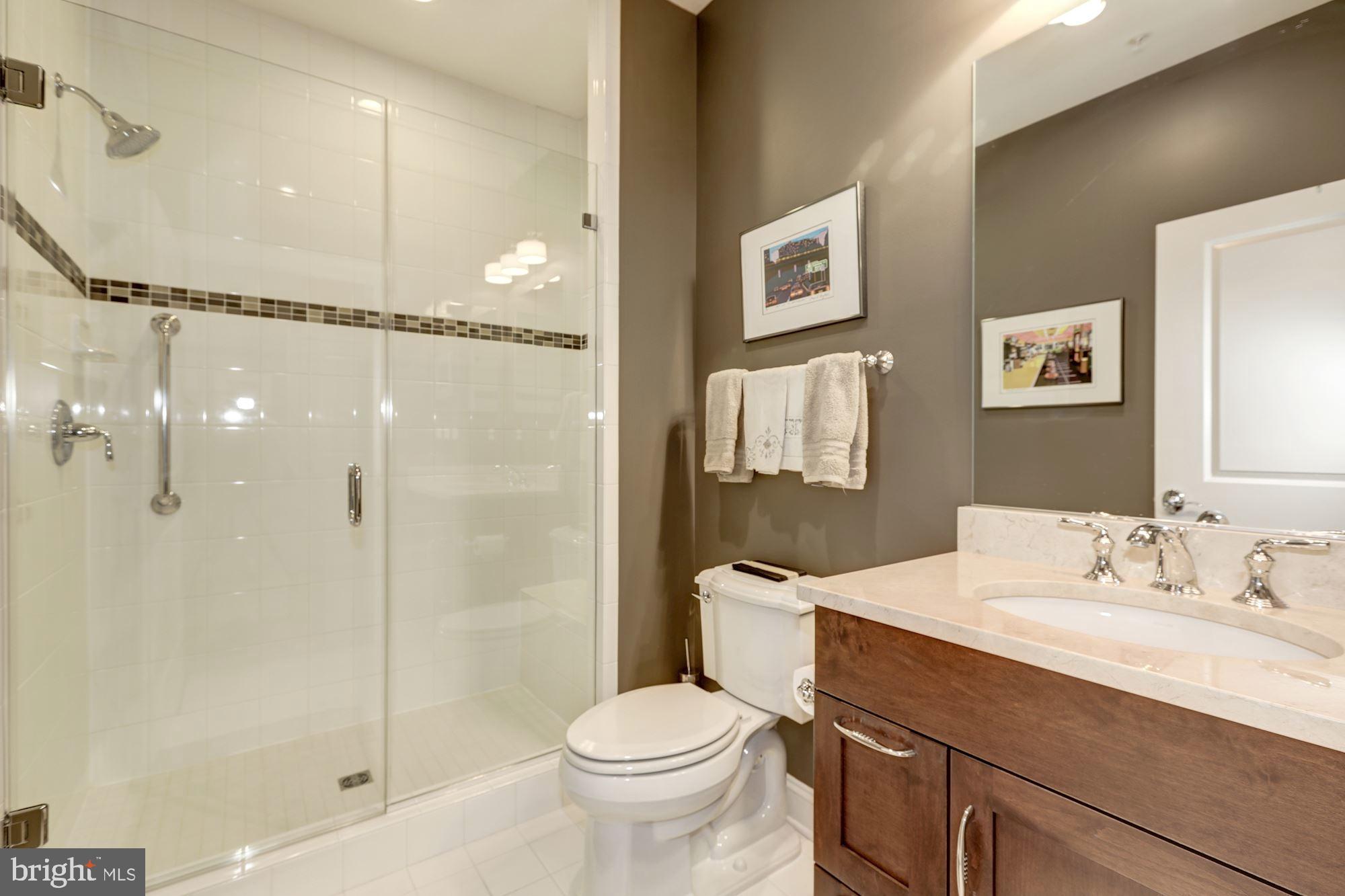 SYMPHONY PARK - Residential