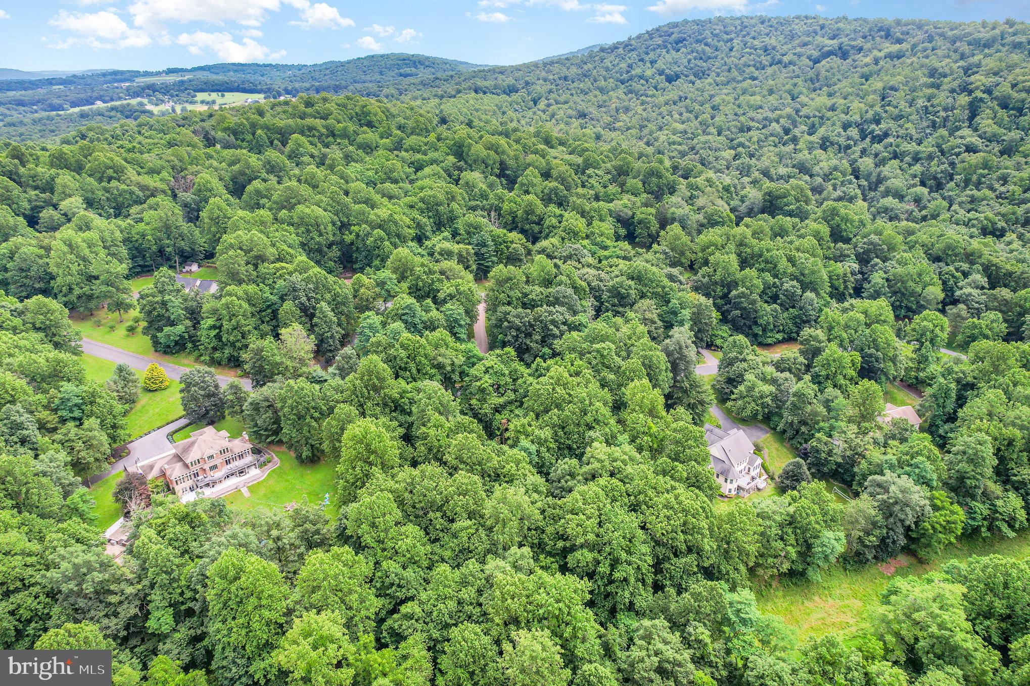 Last building lot available on Glencarron Court in Dillsburg! Conveniently located close to many activities and amenities. Centrally located to be a commuters dream! Musser Home Builder is the exclusive builder associated with this community. Any questions specific to home building process, type of home, cost of home, etc. should be directed to Musser Home Builder. Well has been installed on site. Contact Musser Builder directly for any questions related to actual home contruction