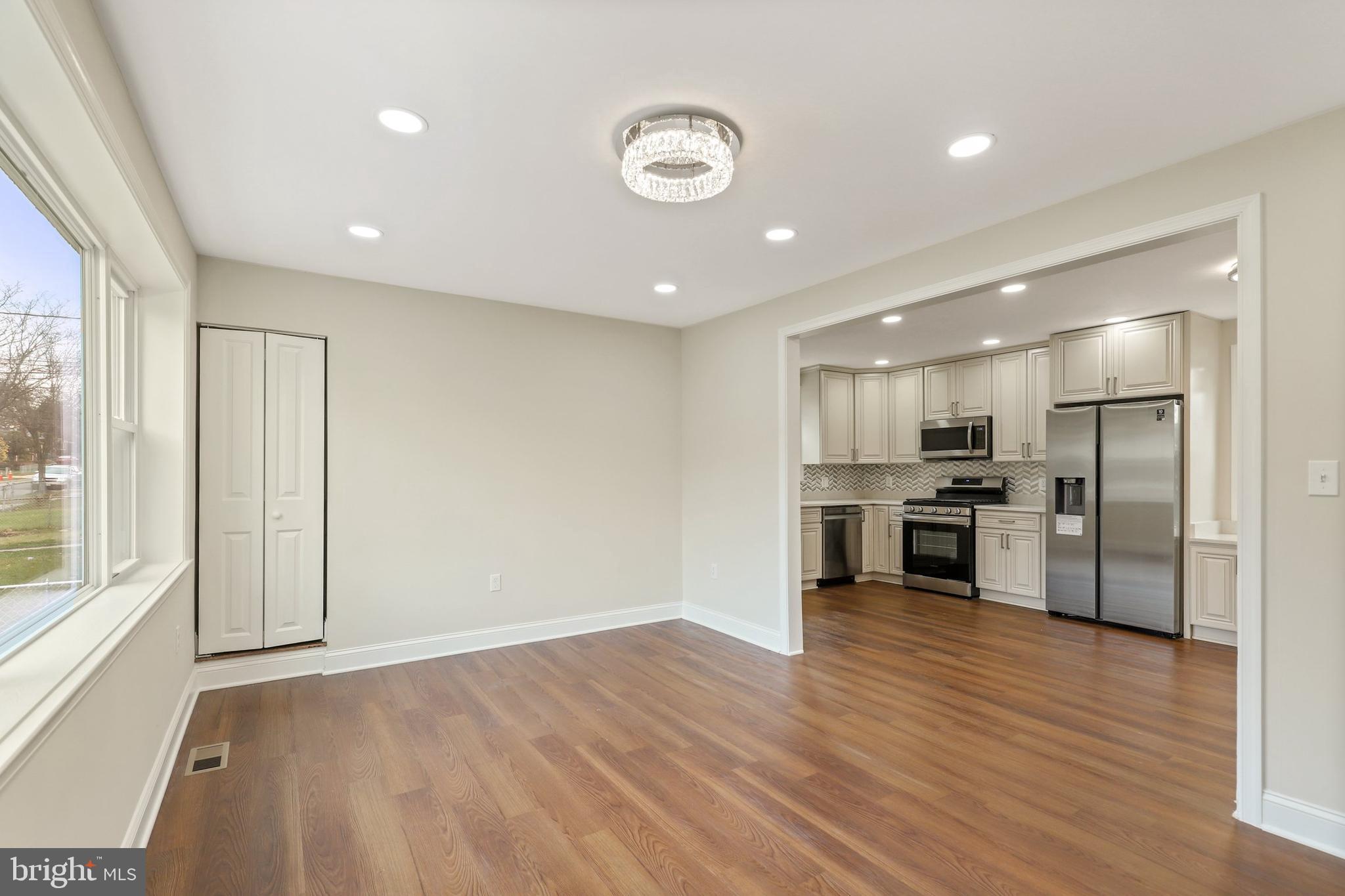 HOLLYWOOD ADDN - Residential Lease