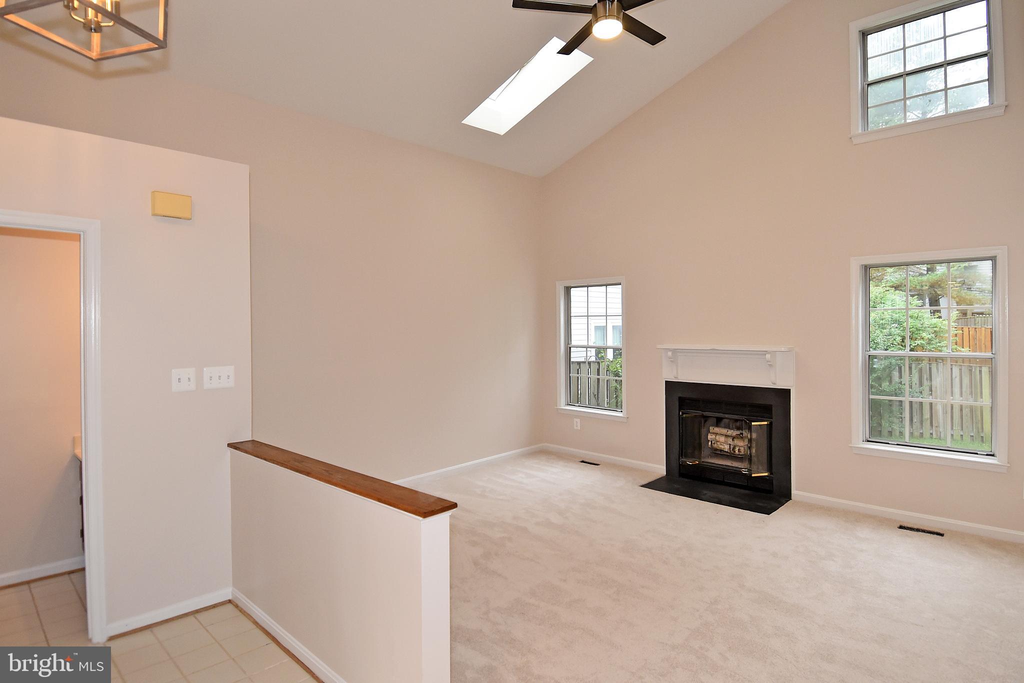 KINGSTOWNE - Residential Lease