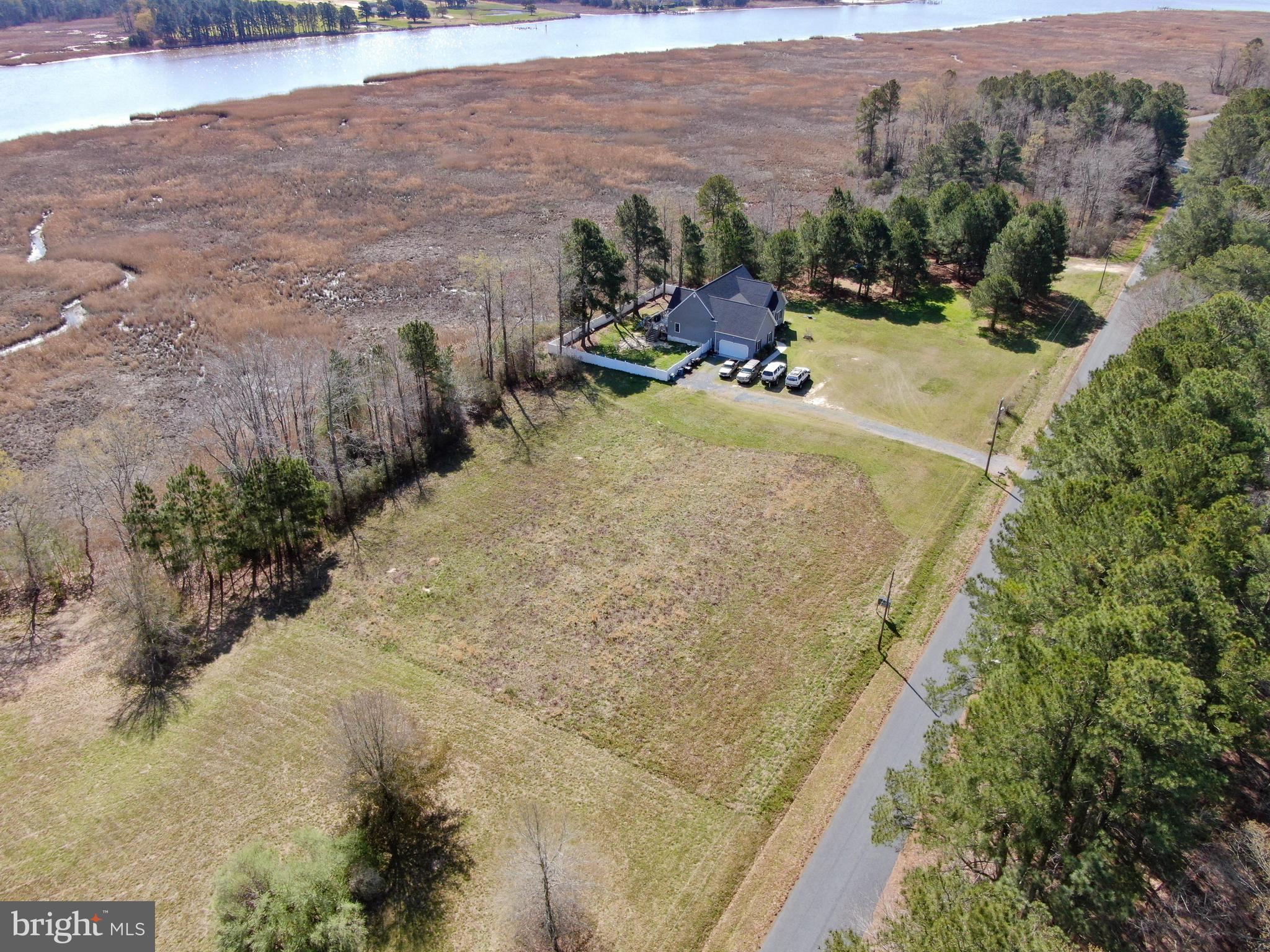 GREEN HILL VILLAGE - Land