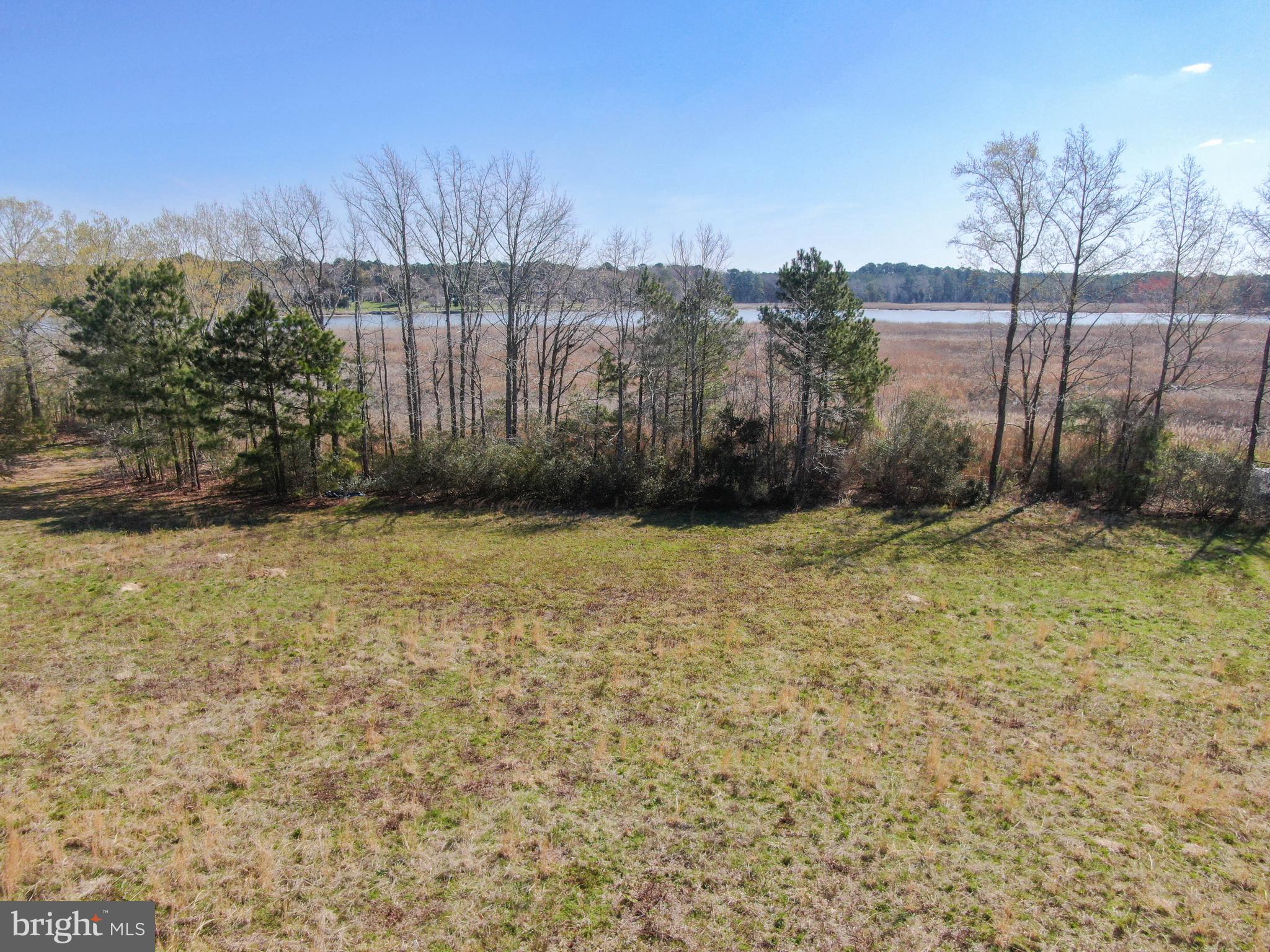 GREEN HILL VILLAGE - Land