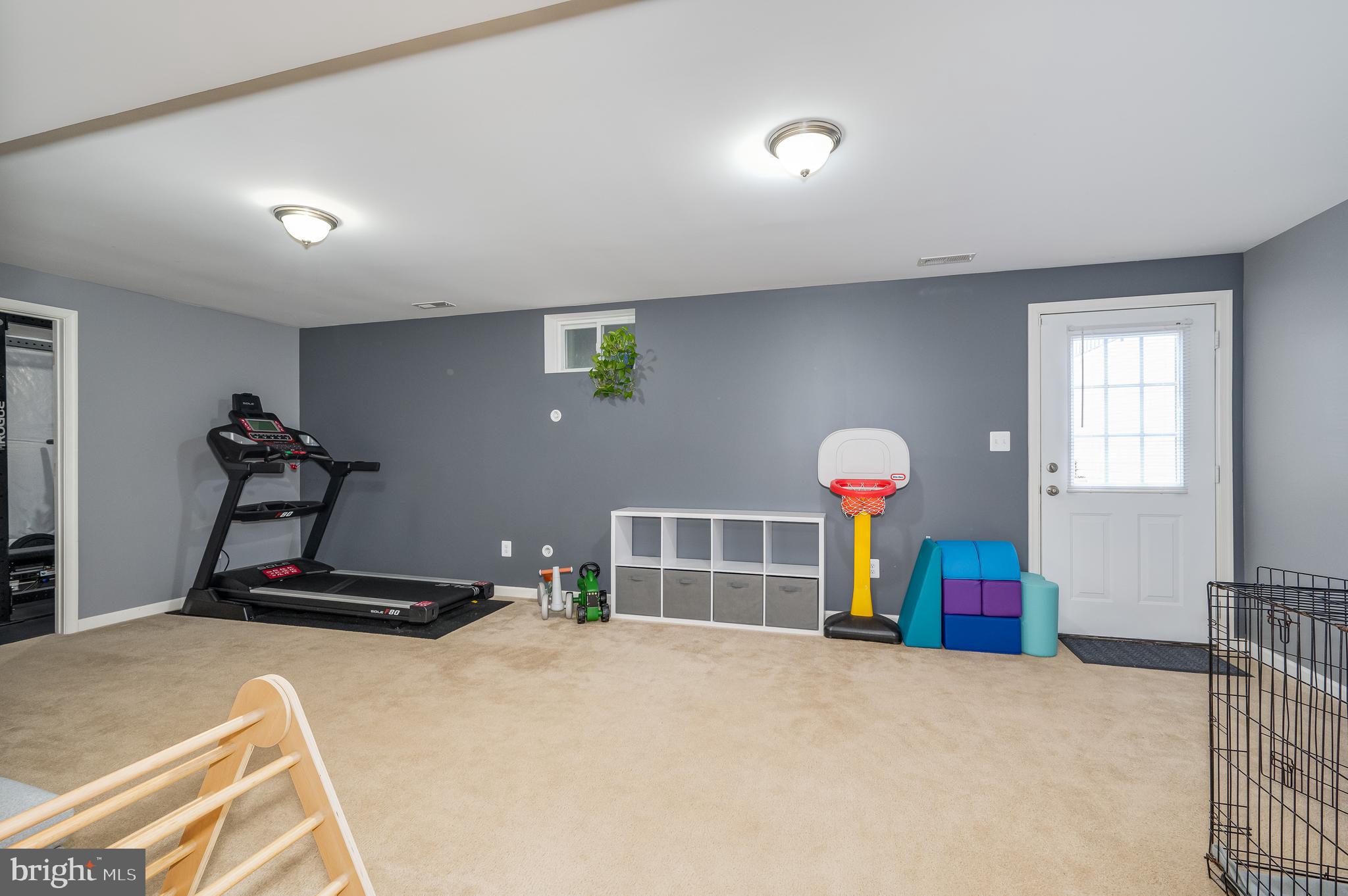 SPRUCE HILL NORTH - Residential Lease