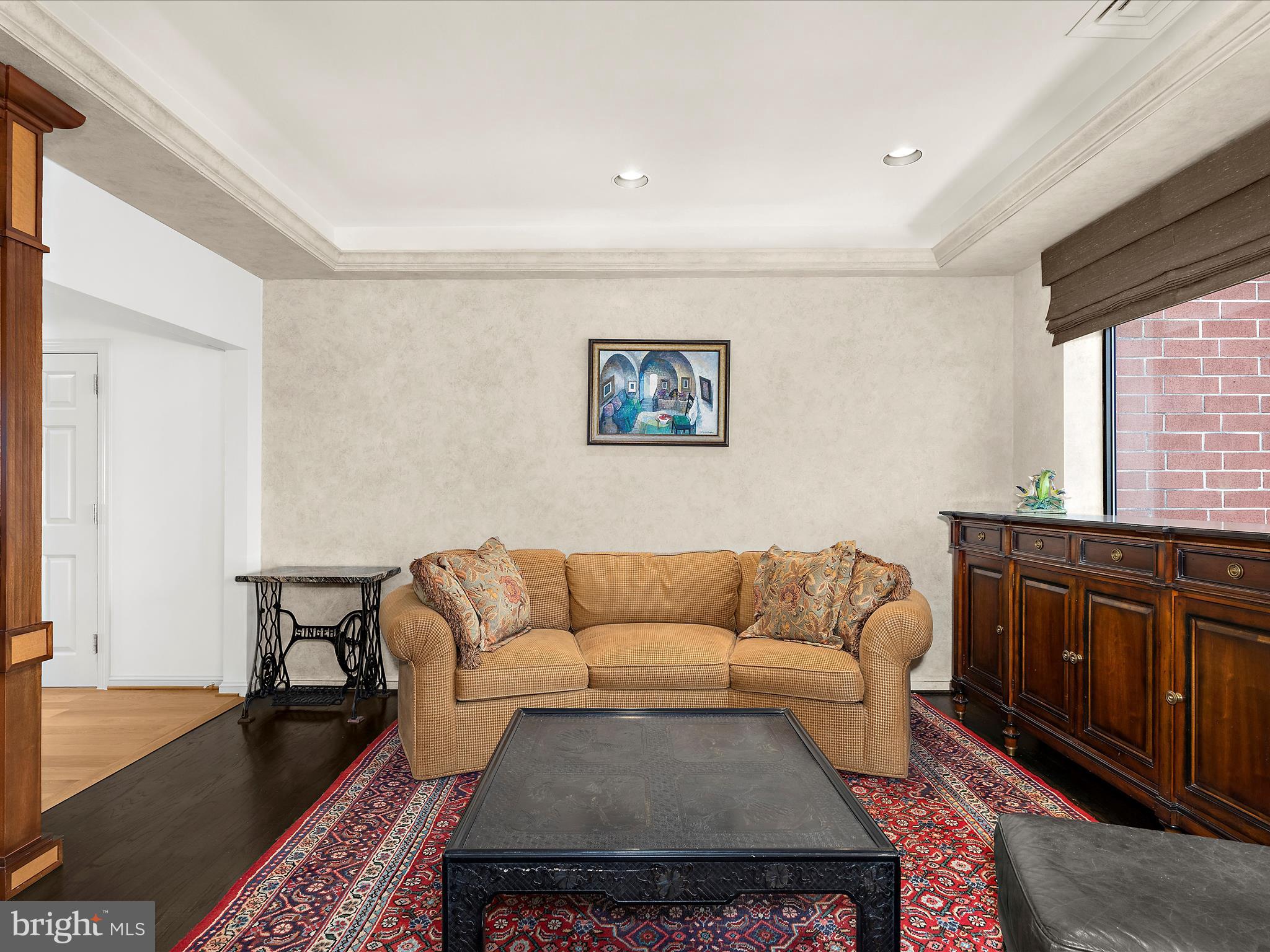 HARBOR COURT CONDOMINIUMS - Residential