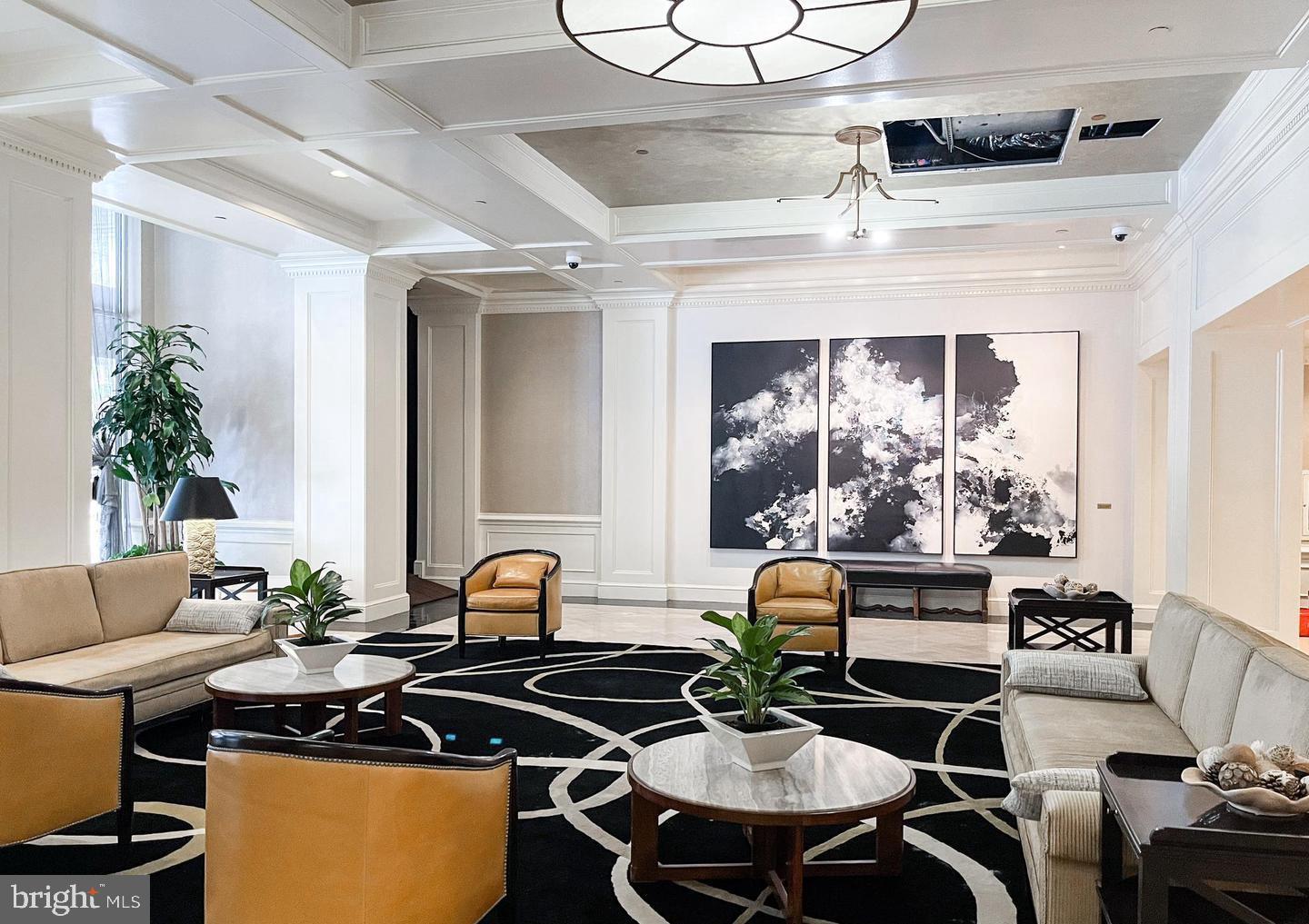 HARBOR COURT CONDOMINIUMS - Residential