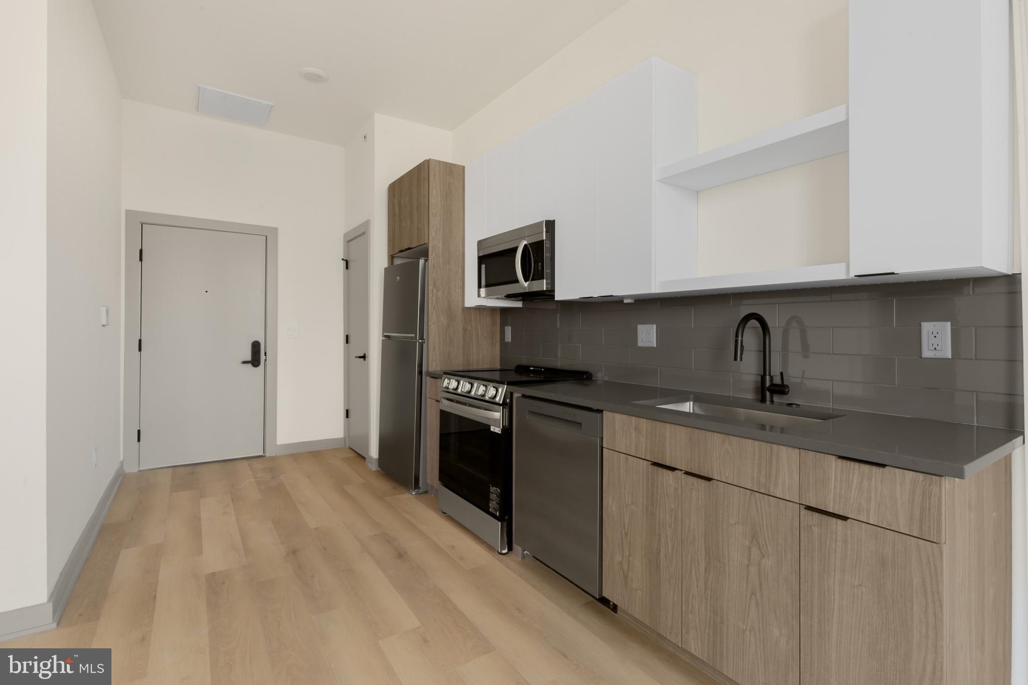 SPRING GARDEN - Residential Lease