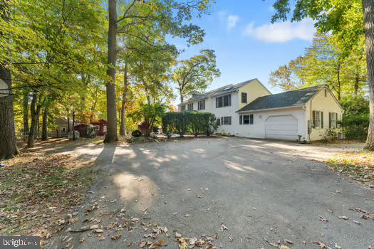 3 OAK TREE LANE